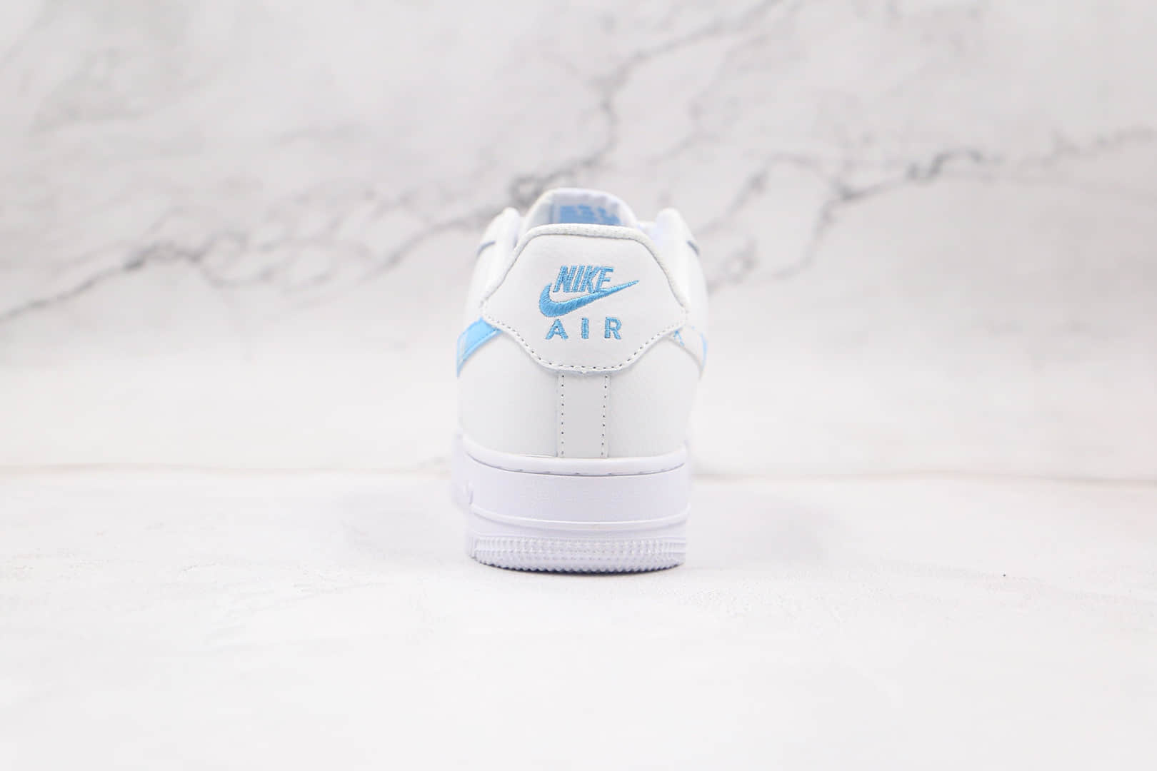 耐克Nike Air Force 1 UPSTEP纯原版本低帮空军一号LV勾白蓝色板鞋内置气垫 货号：AH0287-215