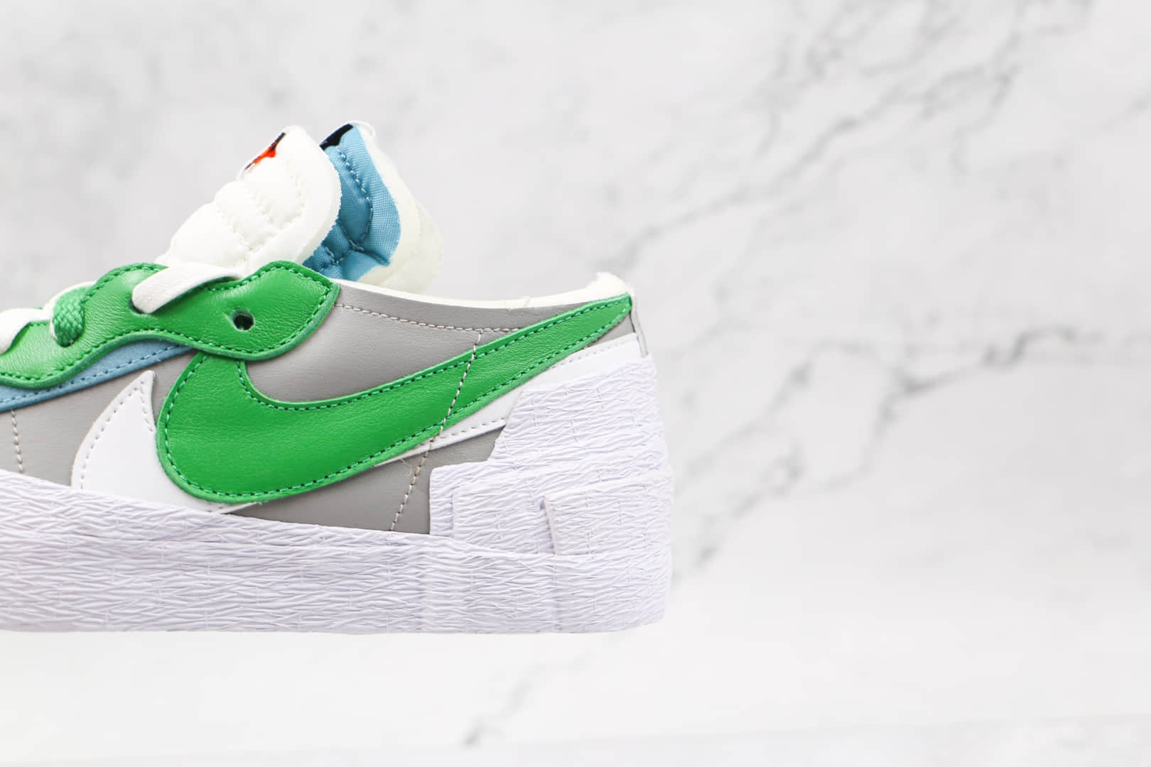 耐克Nike Blazer Low x Sacai联名款纯原版本低帮灰白绿双钩板鞋原鞋开模一比一打造 货号：DD1877-001