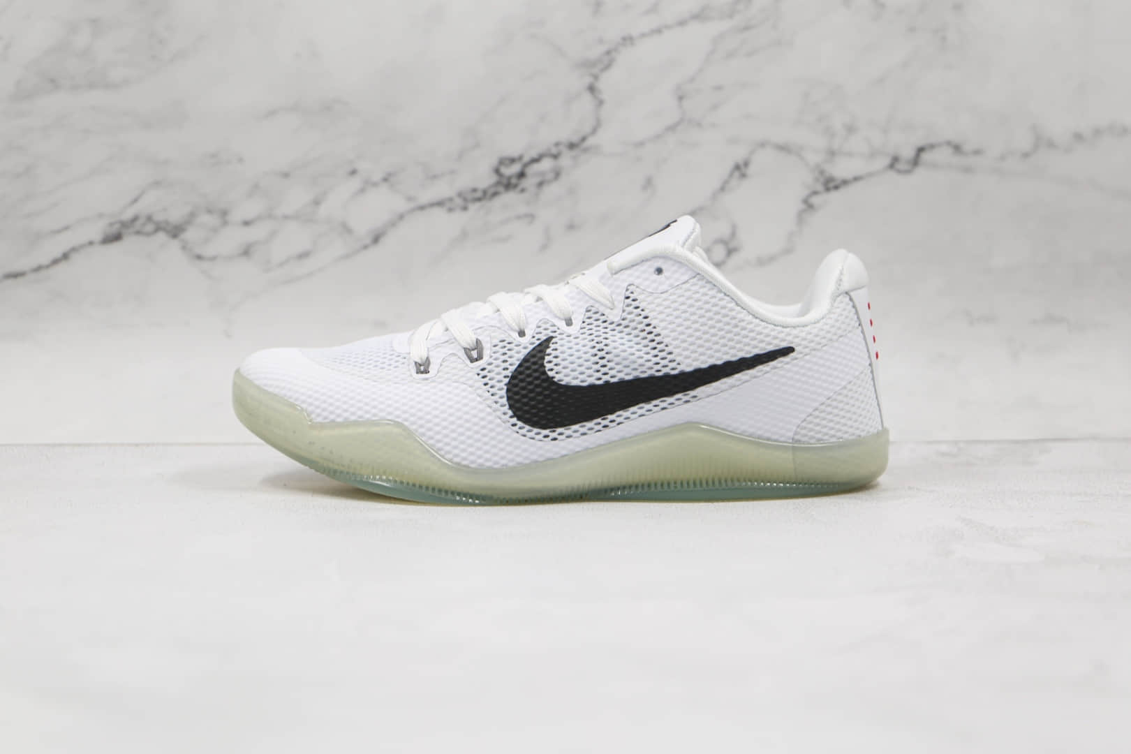 耐克Nike Kobe 11 EM纯原版本科比11代贝多芬白黑色篮球鞋原盒原标支持实战 货号：836184-100