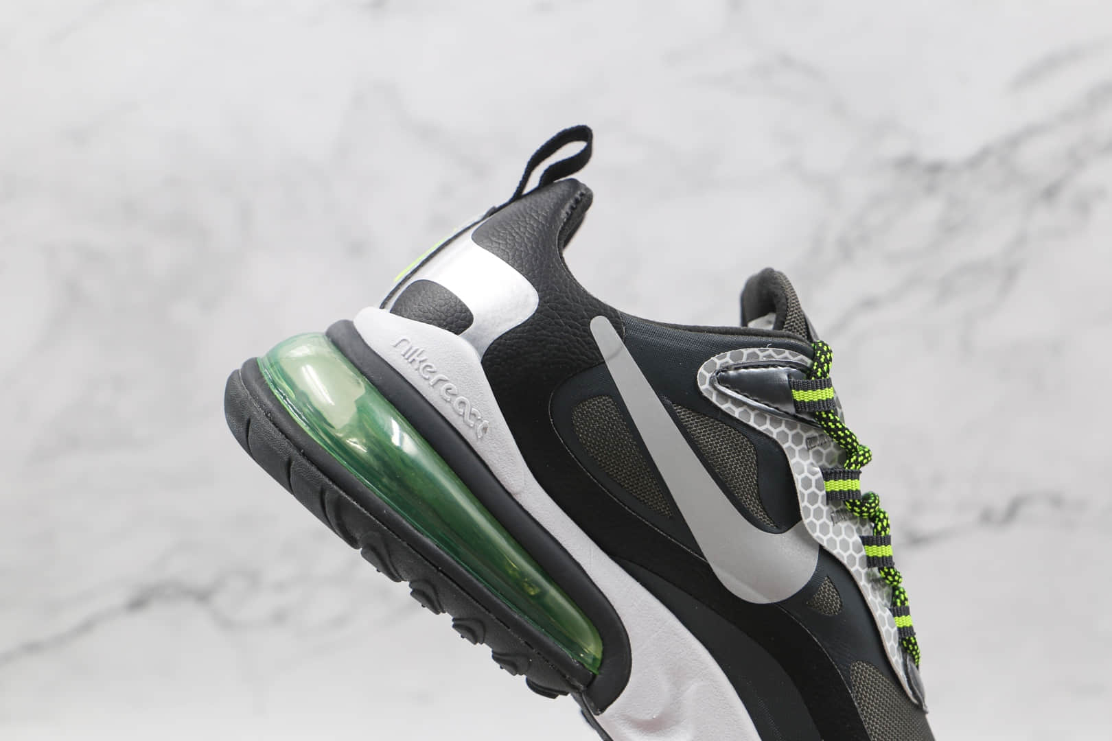 耐克Nike Air Max 270 React纯原版本半掌气垫Max270赛车系列黑绿银色内置真小潘气垫 货号：CT1647-001