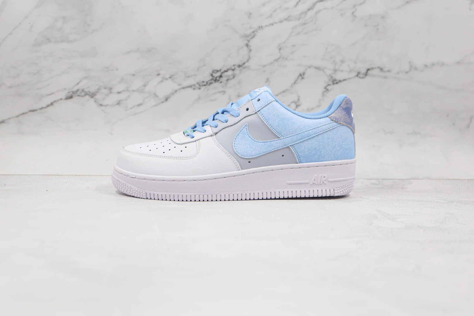 耐克Nike Air Force 1 Low Psychic Blue纯原版本低帮空军一号白灰蓝扎染通灵蓝板鞋内置气垫 货号：CZ0337-400