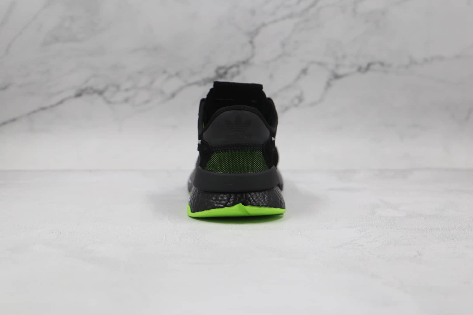 阿迪达斯Adidas Nite Jogger 2019 Boost纯原版本夜行者一代黑绿色爆米花跑鞋原楦头纸板打造 货号：HO3249