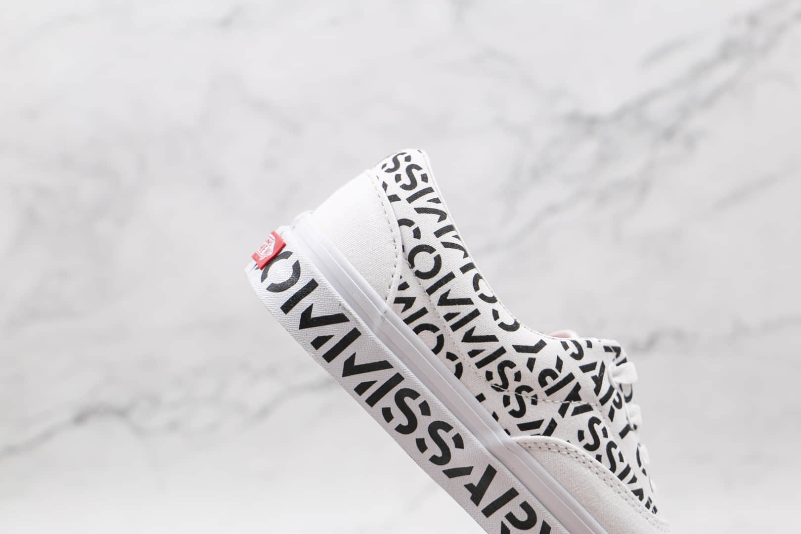 万斯Vans Commissary公司级版本安纳海姆系列白黑色字母印花板鞋原厂硫化大底