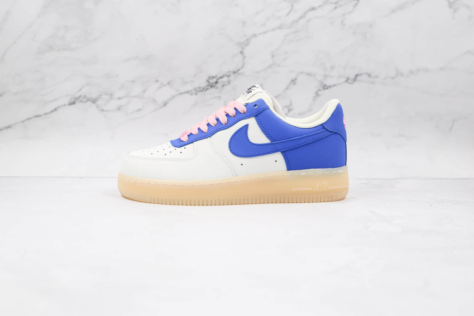 耐克Nike Air Force 1纯原版本低帮空军一号蓝粉闪电板鞋内置气垫 货号：CQ5059-111