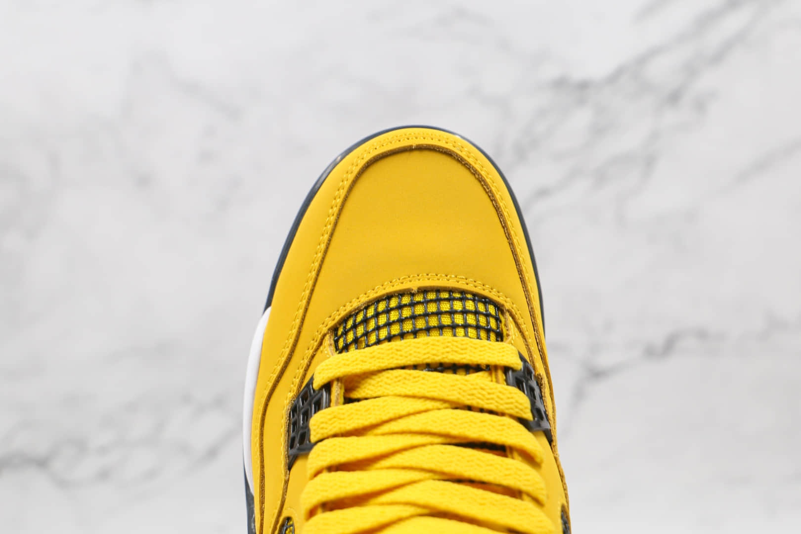 乔丹Air Jordan 4 “Lightning”纯原版本AJ4大黄蜂黑黄电母进口皮料原厂底模 货号：314254-702
