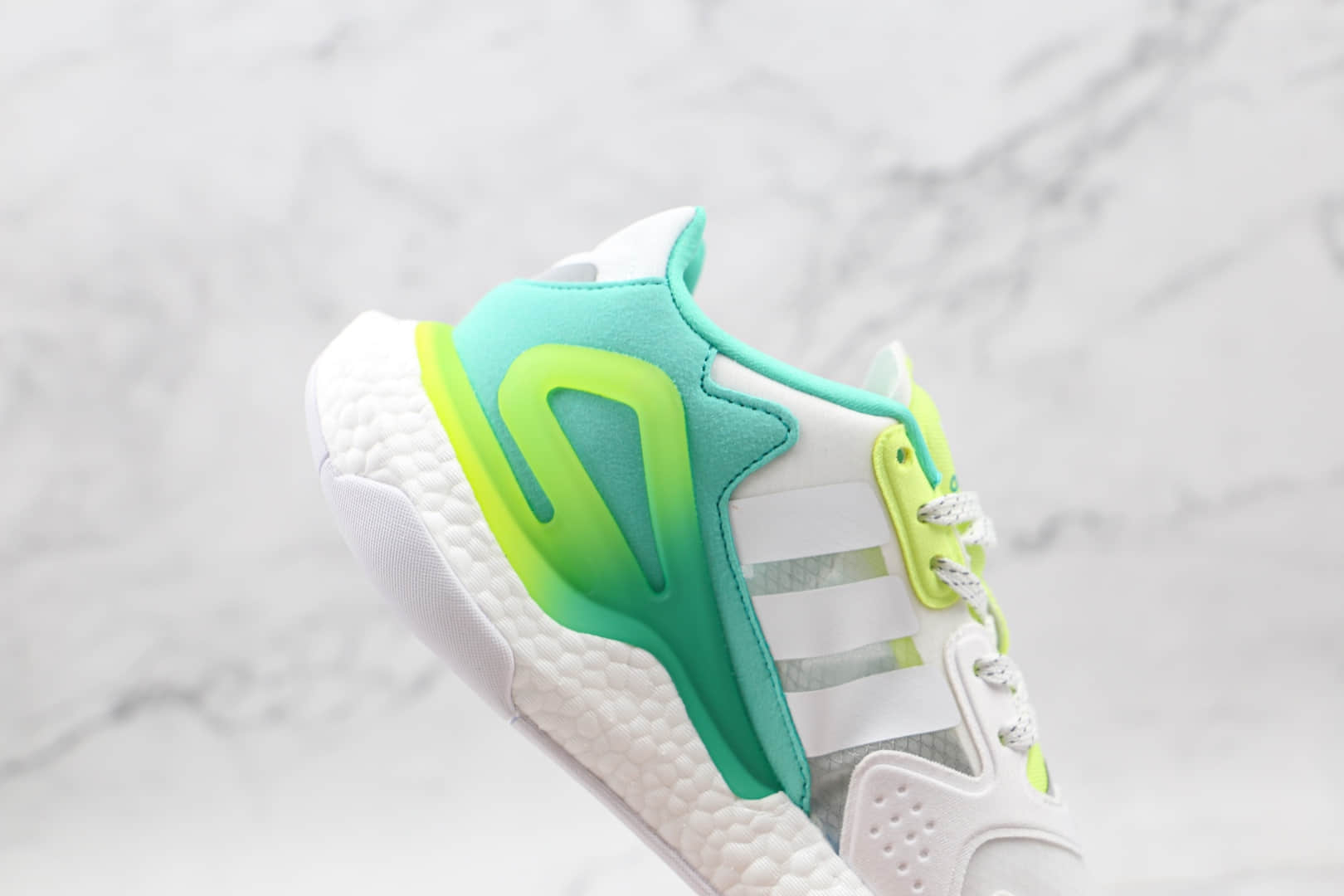 阿迪达斯Adidas Day Jogger 2021 Boost纯原版本夜行者二代陈奕迅同款爆米花复古跑鞋白绿色原鞋开模 货号：GW4913