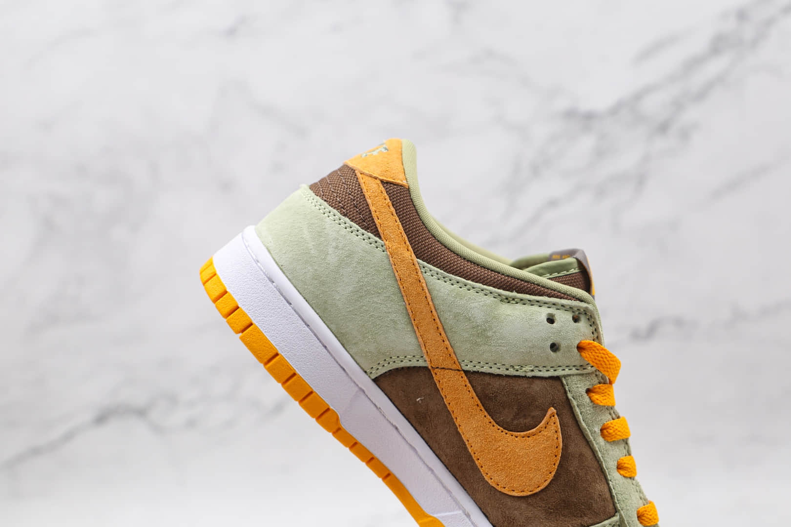 耐克Nike Dunk Low Dusty Olive Dusty Olive Pro Gold纯原版本低帮SB DUNK丑小鸭灰橄榄板鞋原档案数据开发 货号：DH5360-300