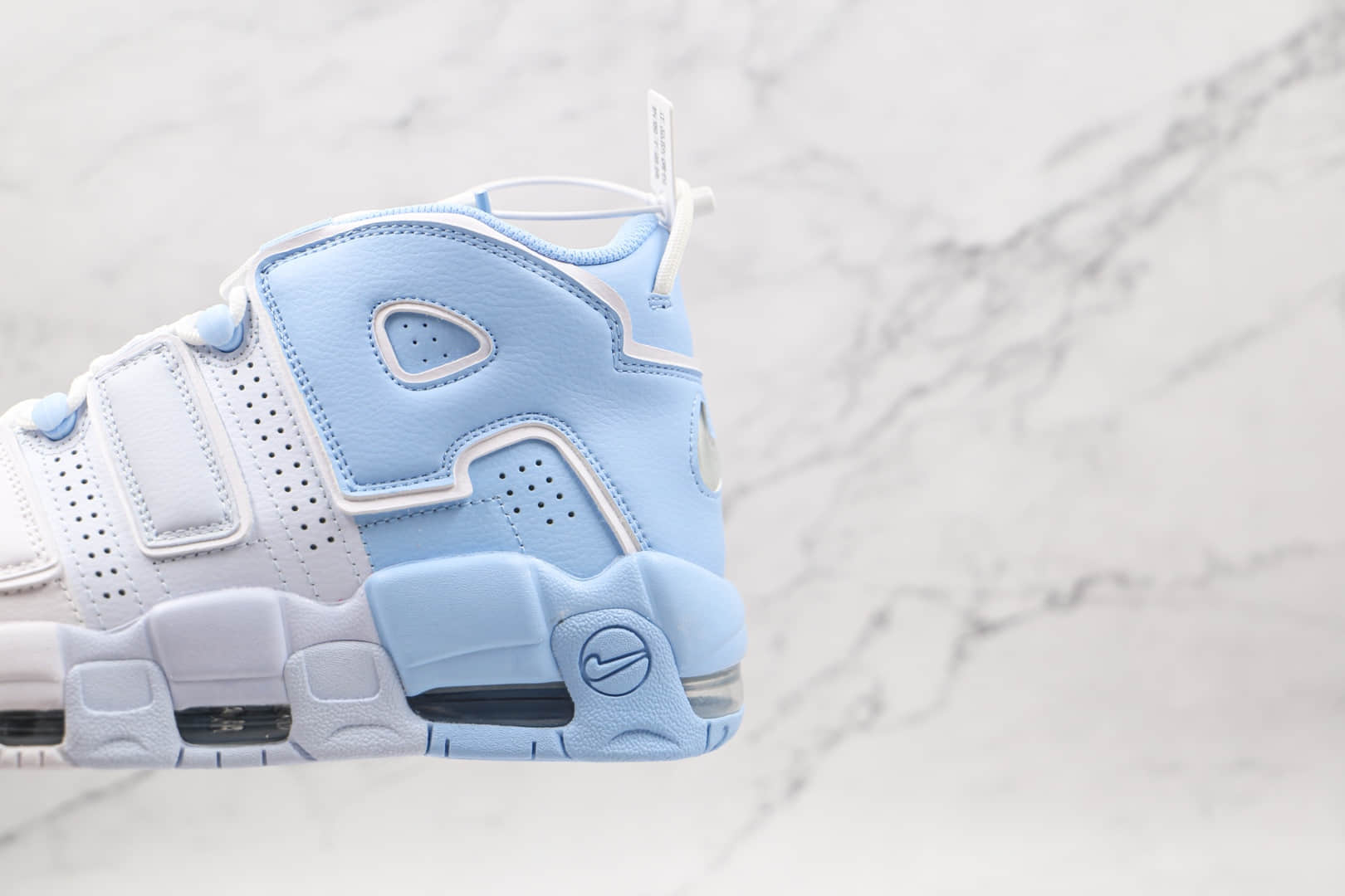 耐克Nike Air More Uptempo Sky Blue纯原版本皮蓬白蓝渐变篮球鞋原档案数据开发 货号：DJ5159-400