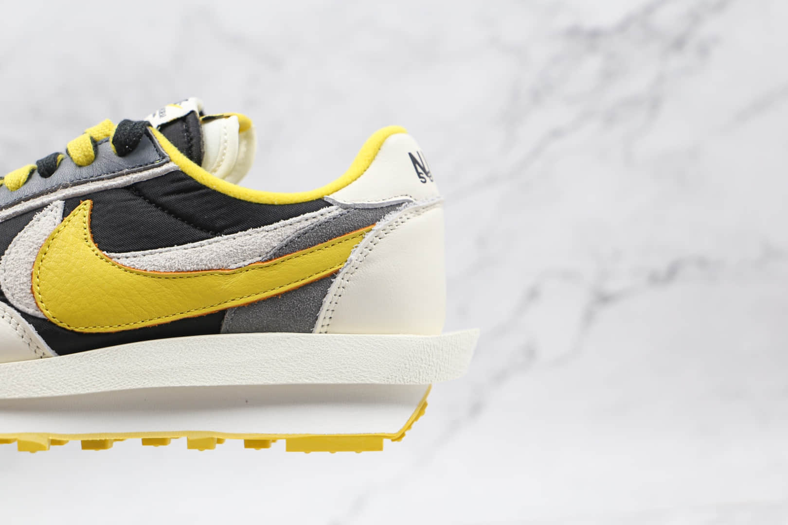 耐克Nike LDWaffle x sacai x UNDERCOVER三方联名款纯原版本华夫2.0双钩白黑黄色解构鞋原档案数据开发 货号：DJ4877-001