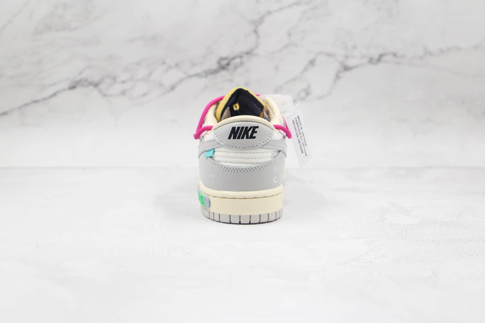 耐克Nike Dunk Low x OFF-WHITE x Futura三方联名款纯原版本低帮SB DUNK灰白紫色板鞋原盒原标 货号：DM1602-106