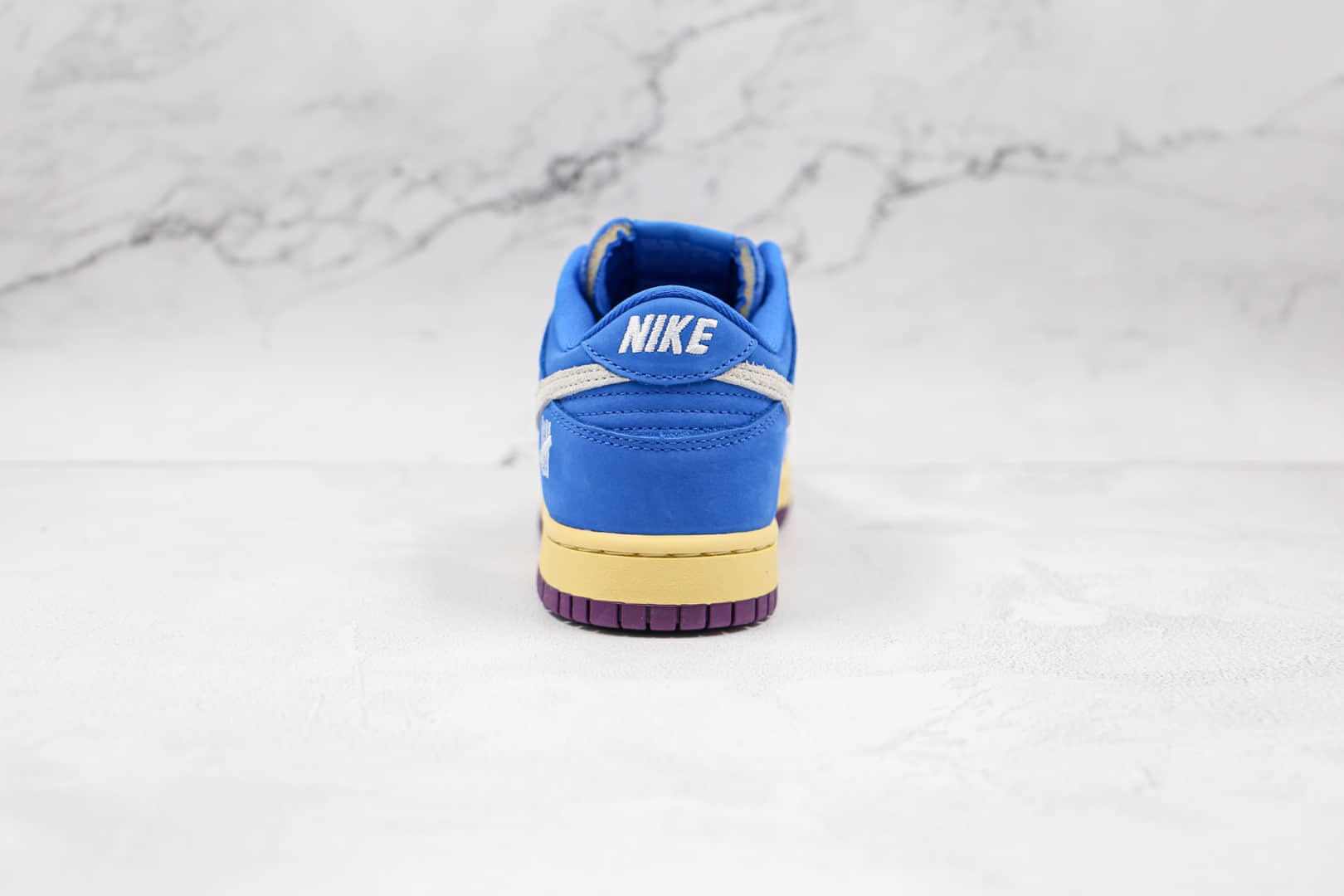 耐克UNDEFEATED x Nike SB Dunk Low纯原版本联名SB Dunk板鞋蓝紫蛇纹原厂头层皮料 货号：DH6508-400