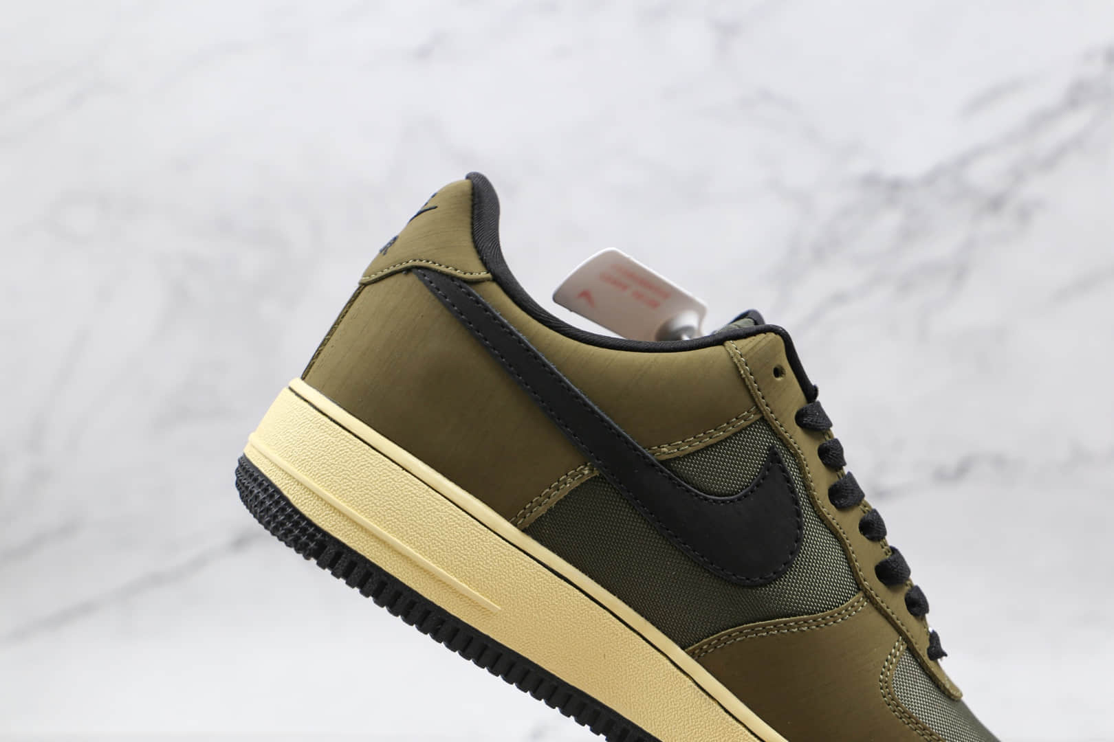 耐克Undefeated x Nike Air Force 1“Ballistic”纯原版本五道杠联名空军一号低帮AF1军绿色原盒配件 货号：DH3064-300