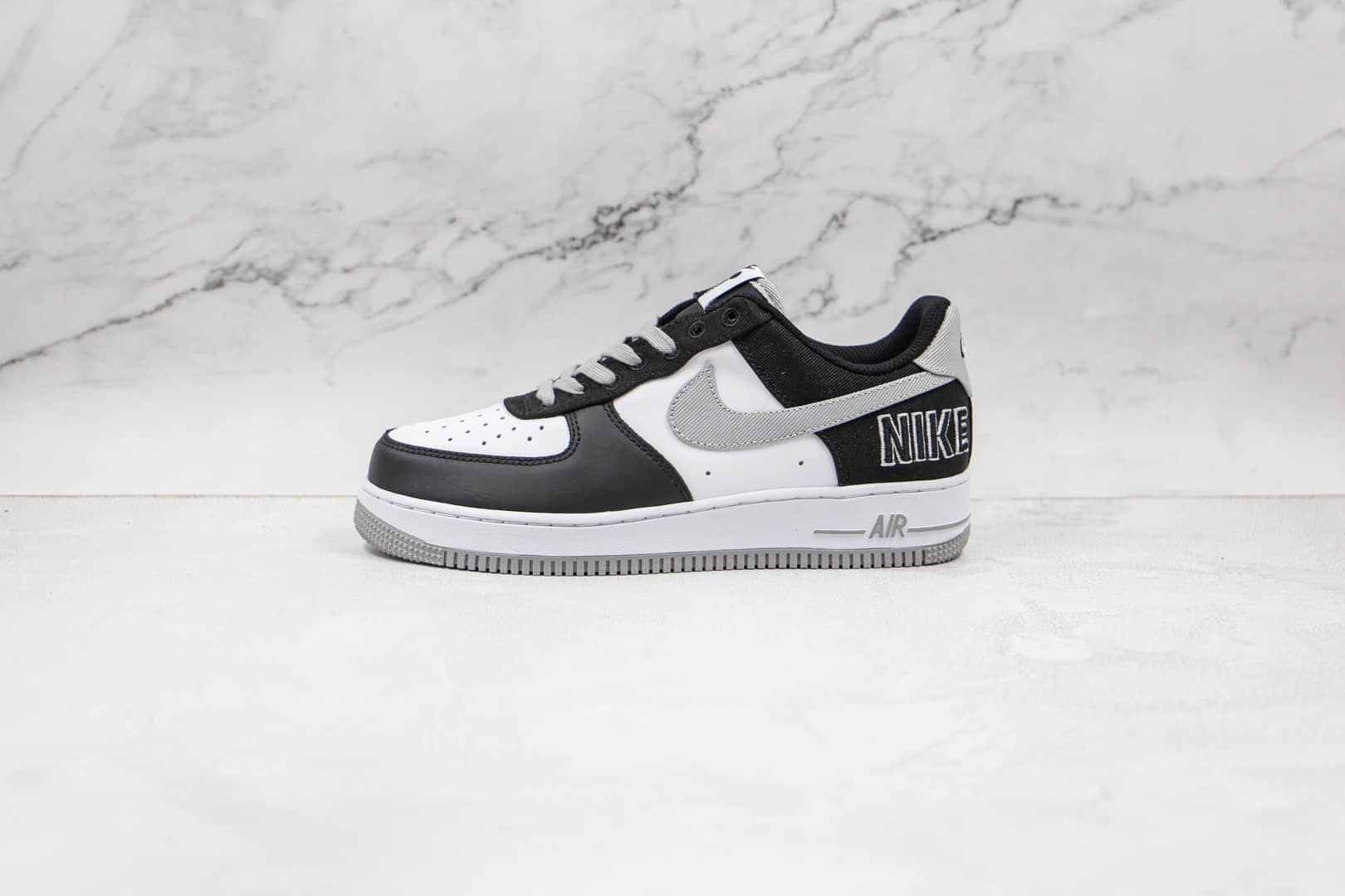 耐克Nike Air Force 1 LV8 EMB纯原版本空军一号低帮板鞋白灰黑配色原楦开发 货号：CT2301-001