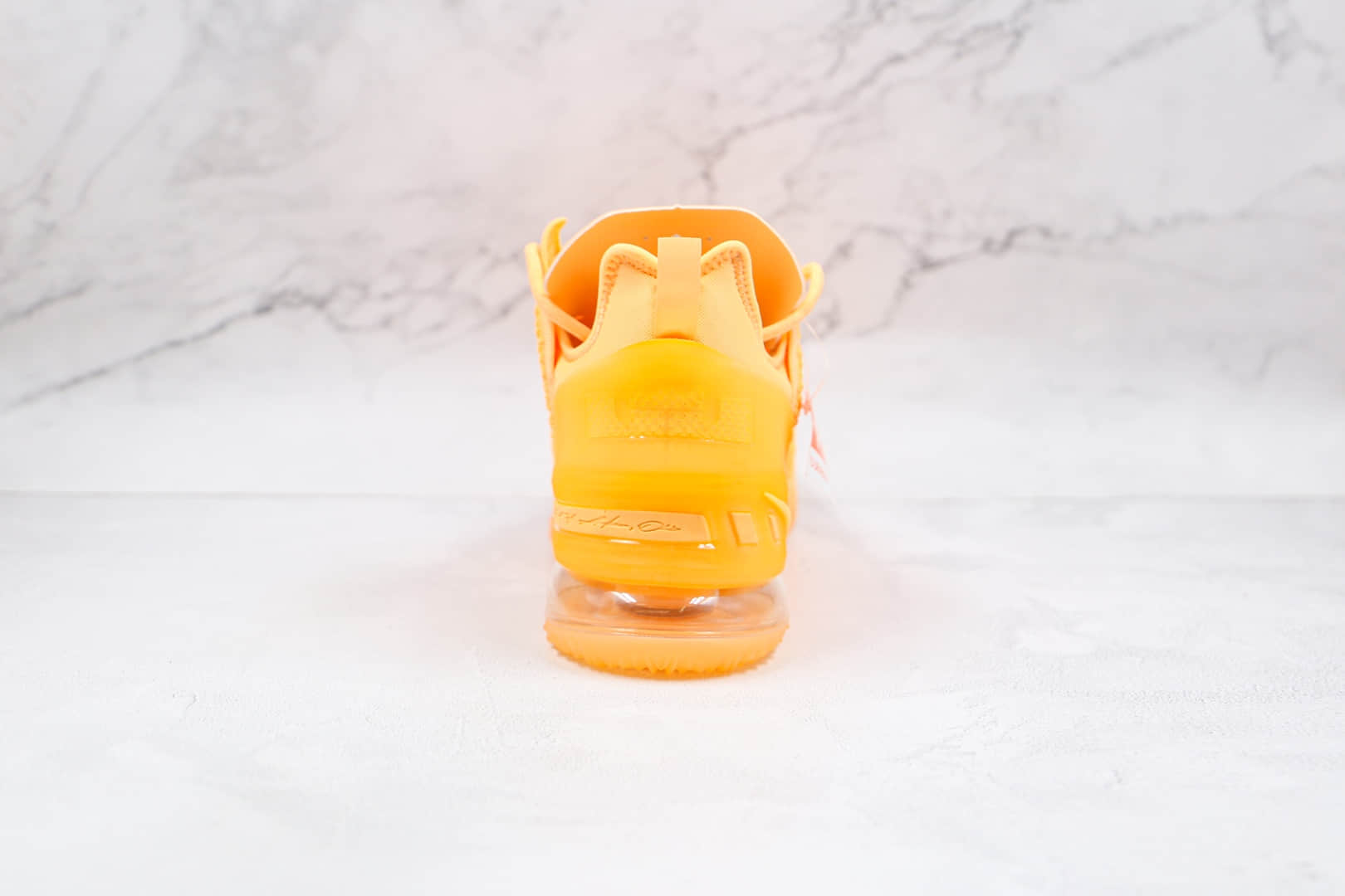 耐克NIKE LeBron 18纯原版本詹姆斯18代蜜瓜橙黄色篮球鞋支持实战 货号：DB7644-801