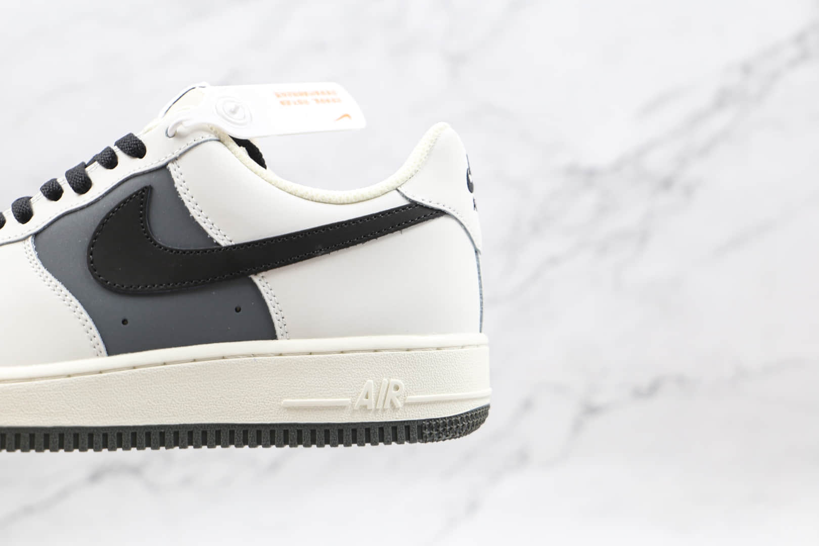 耐克Nike AIR FORCE 1纯原版本低帮空军一号灰白拼接黑色钩板鞋内置气垫 货号：CL2026-113