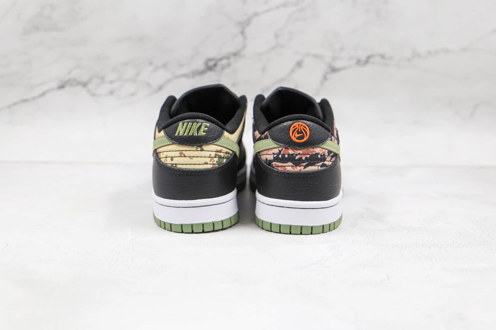 耐克Nike SB Dunk Low Black Multi-Camo纯原版本低帮SB DUNK黑迷彩鸳鸯配色板鞋原楦头纸板打造 货号：DH0957-001