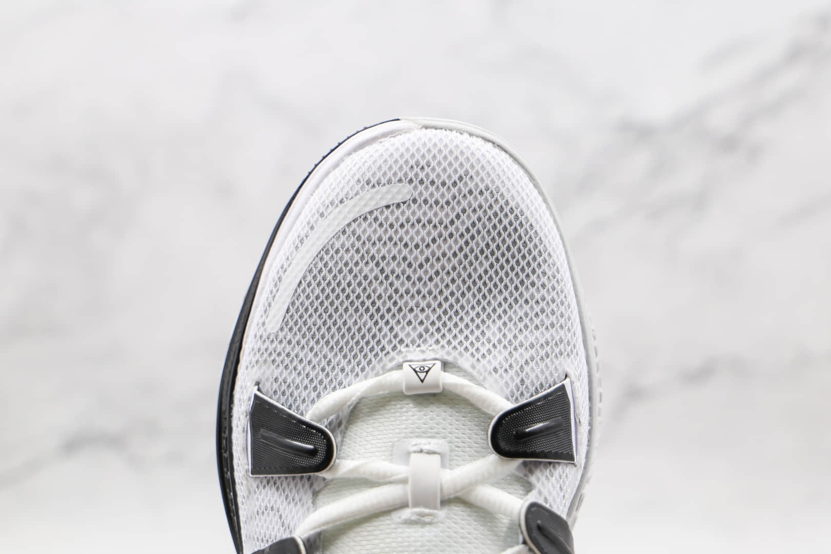耐克Nike Kyrie 7 Ep纯原版本欧文7代白黑金色篮球鞋内置气垫支持实战 货号：CQ9327-101