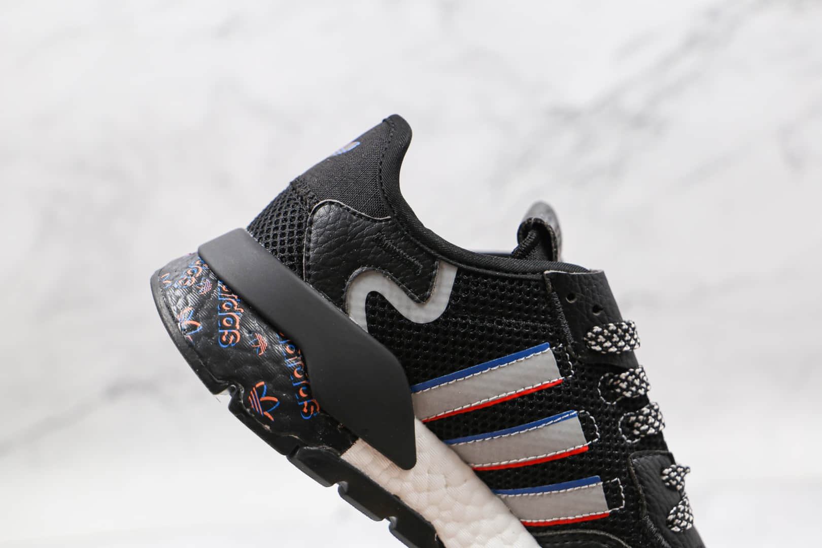 阿迪达斯Adidas Nite Jogger 2021 Boost纯原版本夜行者一代黑色爆米花跑鞋原楦头纸板打造 货号：HO1718