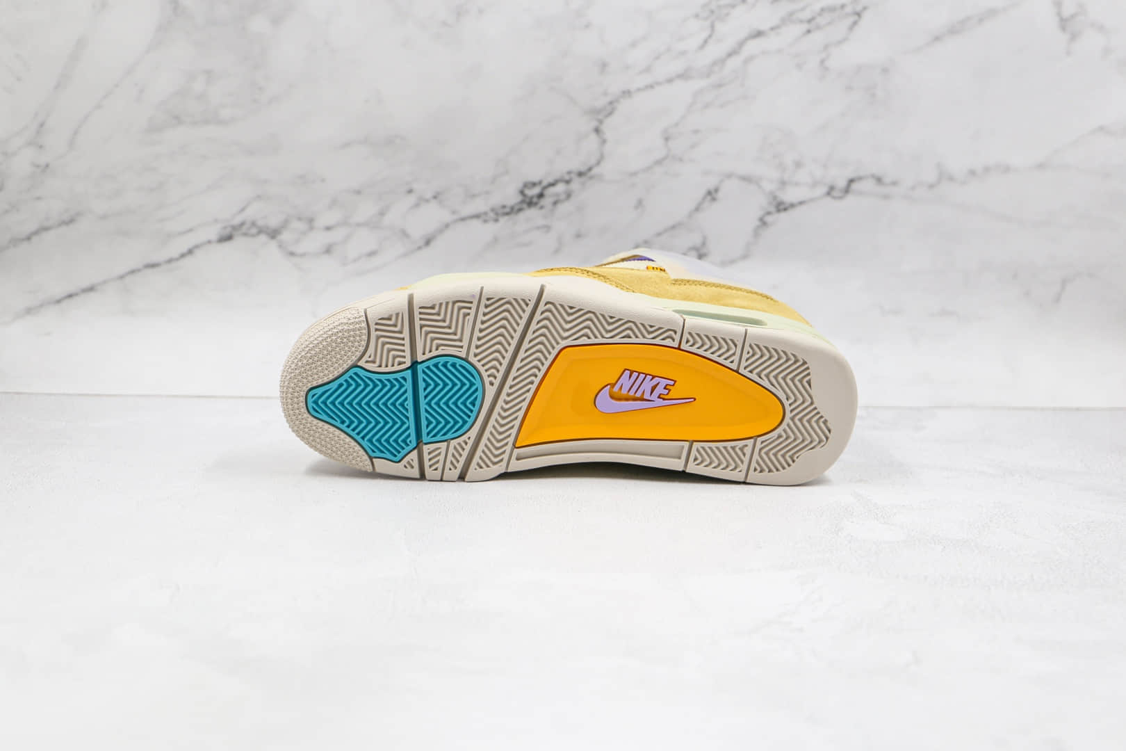 乔丹Air Jordan 4 SE Taupe Haze纯原版本棕黄紫色AJ4篮球鞋原楦头纸板打造 货号：DJ5718-300
