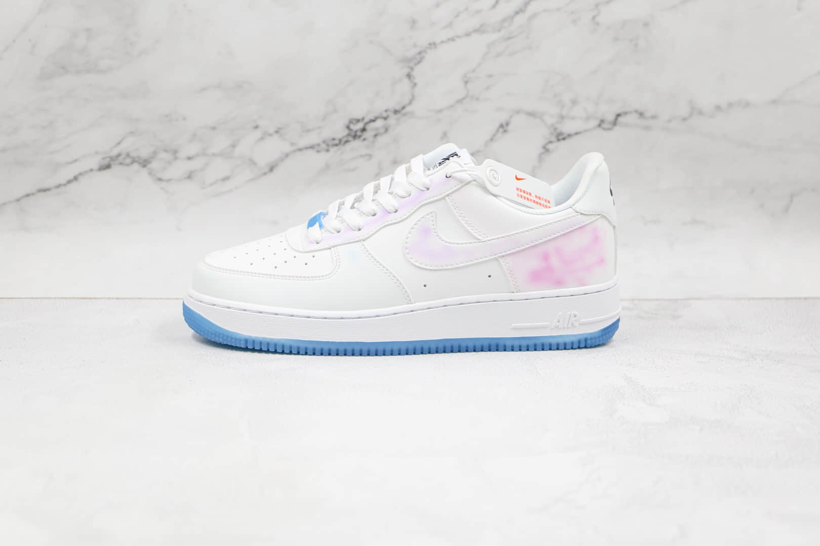 耐克Nike Air Force 1 Low UV纯原版本低帮空军一号纯白紫外线变色板鞋内置气垫 货号：DA8301-100