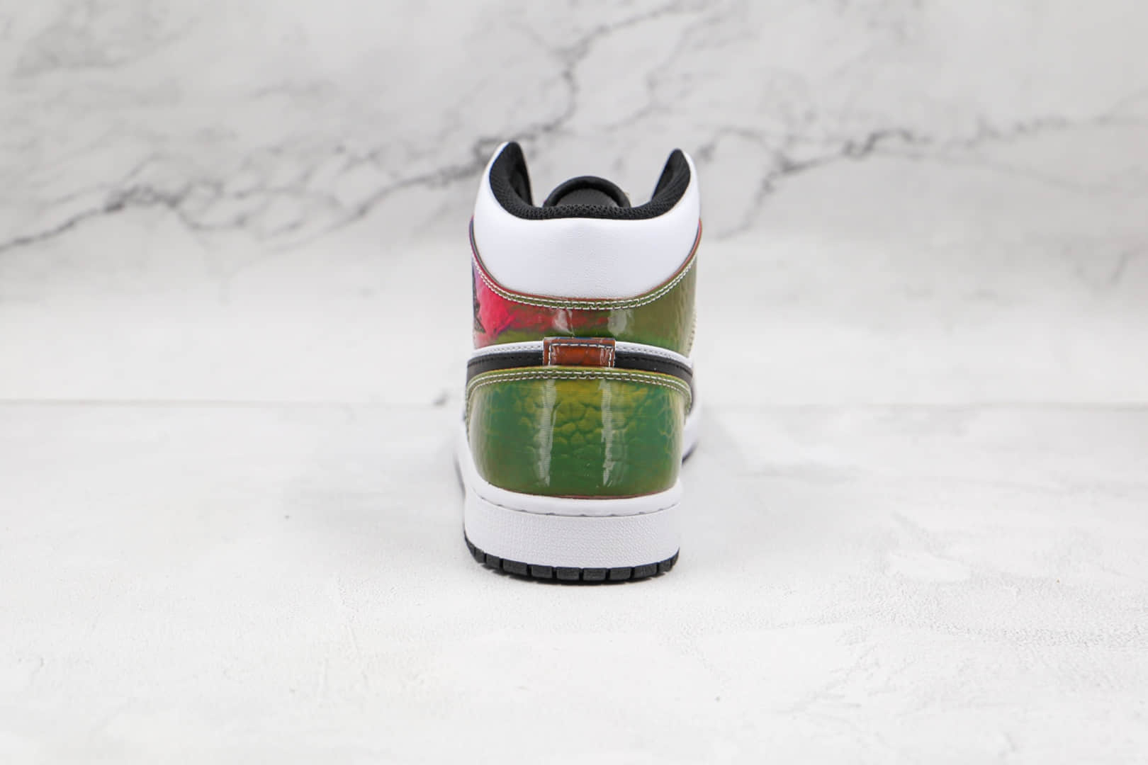 乔丹Air Jordan 1 Mid heat-reactive纯原版本中帮AJ1黑白炫彩热成像镭射炫彩尾板鞋原盒原标 货号：DM7802-100