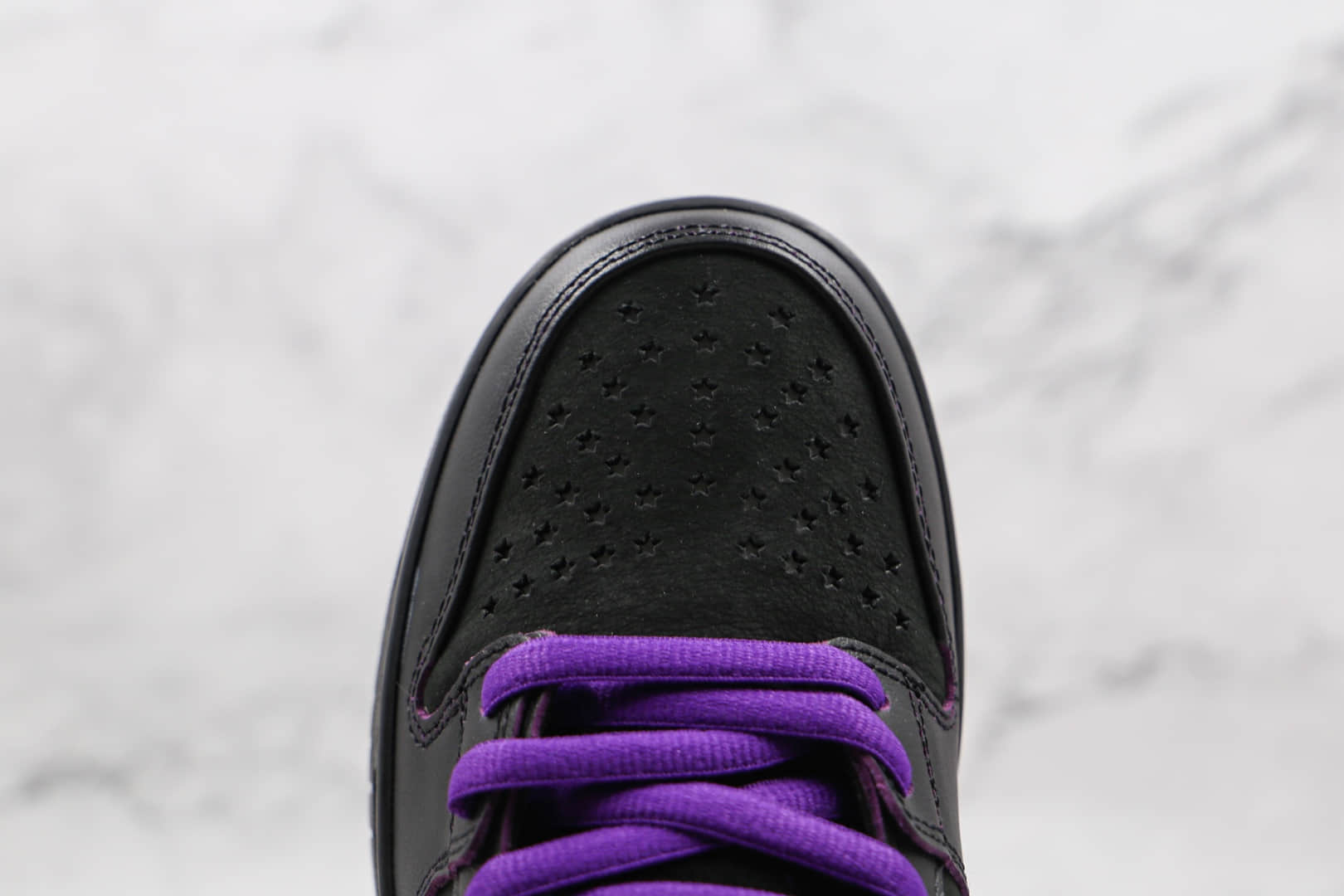 耐克Nike SB Dunk Low First Avenue x Familia联名款纯原版本低帮SB DUNK黑紫色星星板鞋原盒原标 货号：DJ1159-001