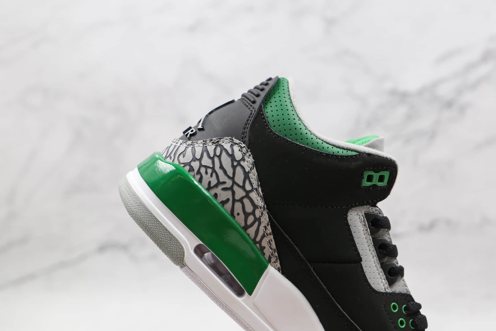 乔丹Air Jordan 3 Pine Green纯原版本复刻AJ3爆裂纹黑绿篮球鞋原档案数据开发 货号：CT8532-030