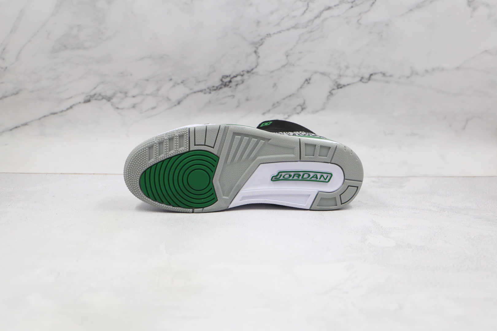 乔丹Air Jordan 3 Pine Green纯原版本复刻AJ3爆裂纹黑绿篮球鞋原档案数据开发 货号：CT8532-030