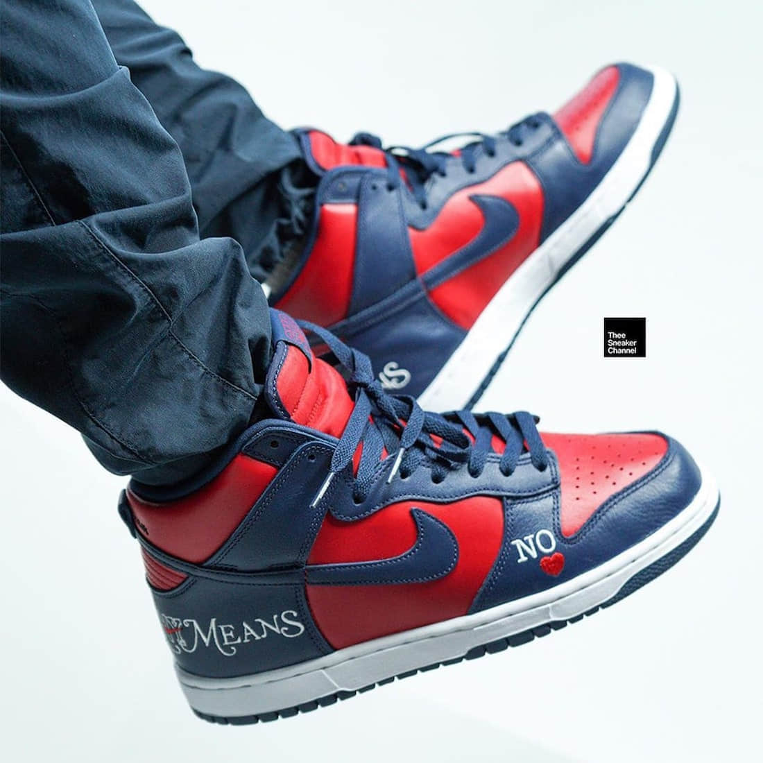 红蓝Supreme x Nike SB Dunk上脚图释出！你会入手吗？