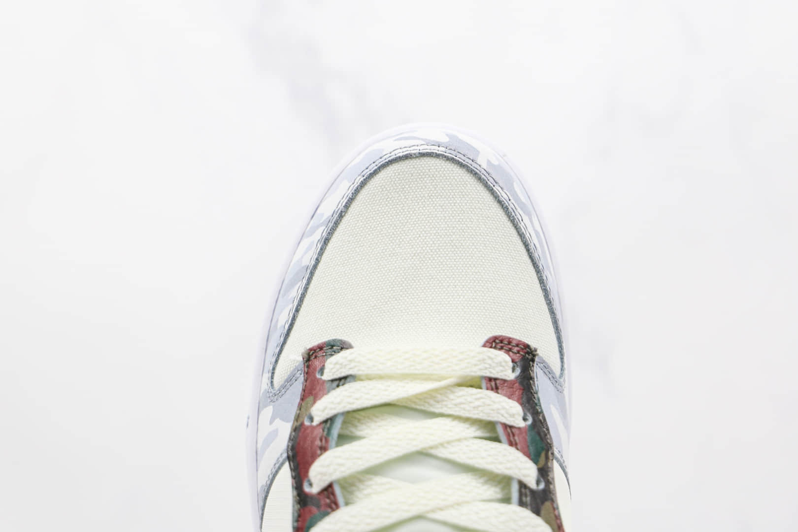 耐克Nike SB Dunk LOW PRO纯原版本低帮SB DUNK迷彩鸳鸯板鞋原楦头纸板打造 货号：DB1909-100