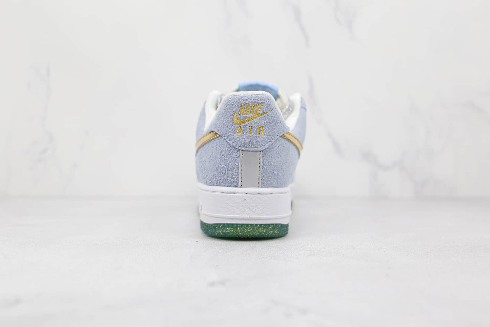 耐克Nike Air Force 1 Low纯原版本低帮空军一号冰雪奇缘配色板鞋内置气垫 货号：CW1577-001