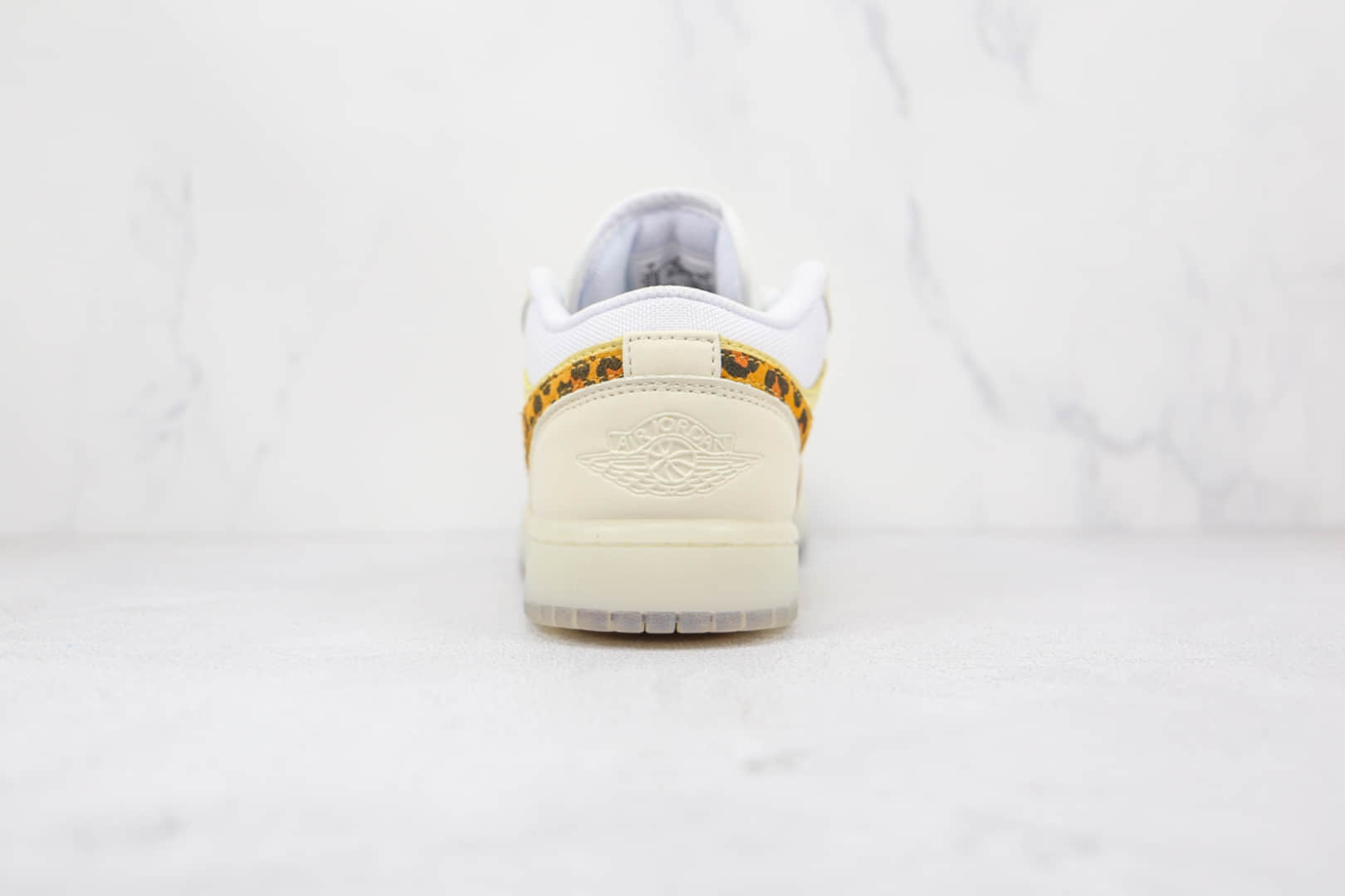 乔丹Air Jordan 1 Low SNKRS Day纯原版本低帮AJ1米黄色豹纹板鞋原楦头纸板打造 货号：DN6998-700