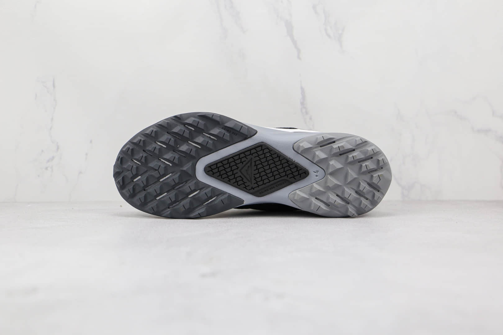 耐克Nike Air Zoom Terra Kiger 6纯原版本征服荒野系列飞马6代黑白色慢跑鞋原盒原标 货号：CJ0219-001