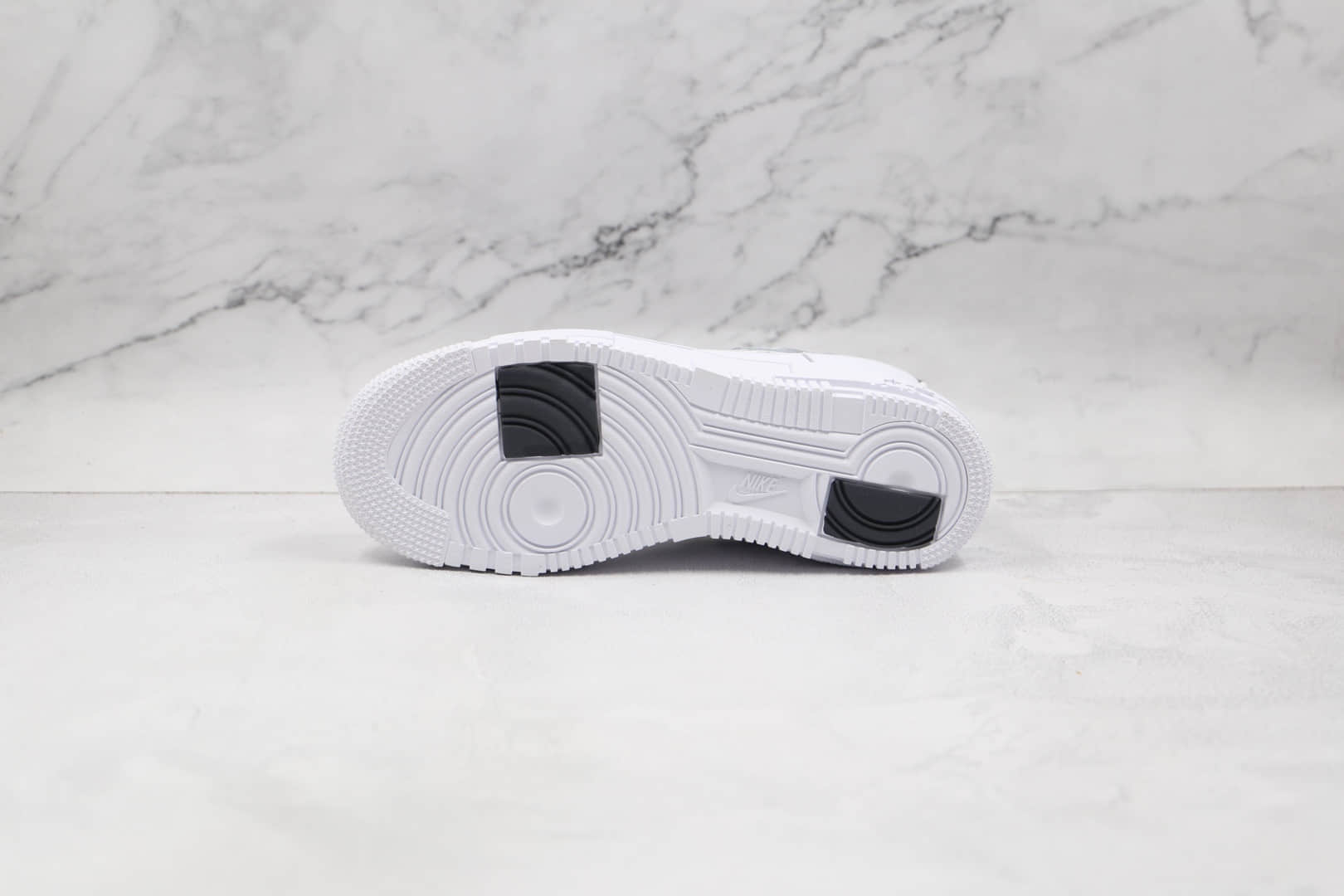 耐克Nike AIR FMRCE 1纯原版本低帮空军一号白色斑马纹解构板鞋原盒原标 货号：DH9632-100