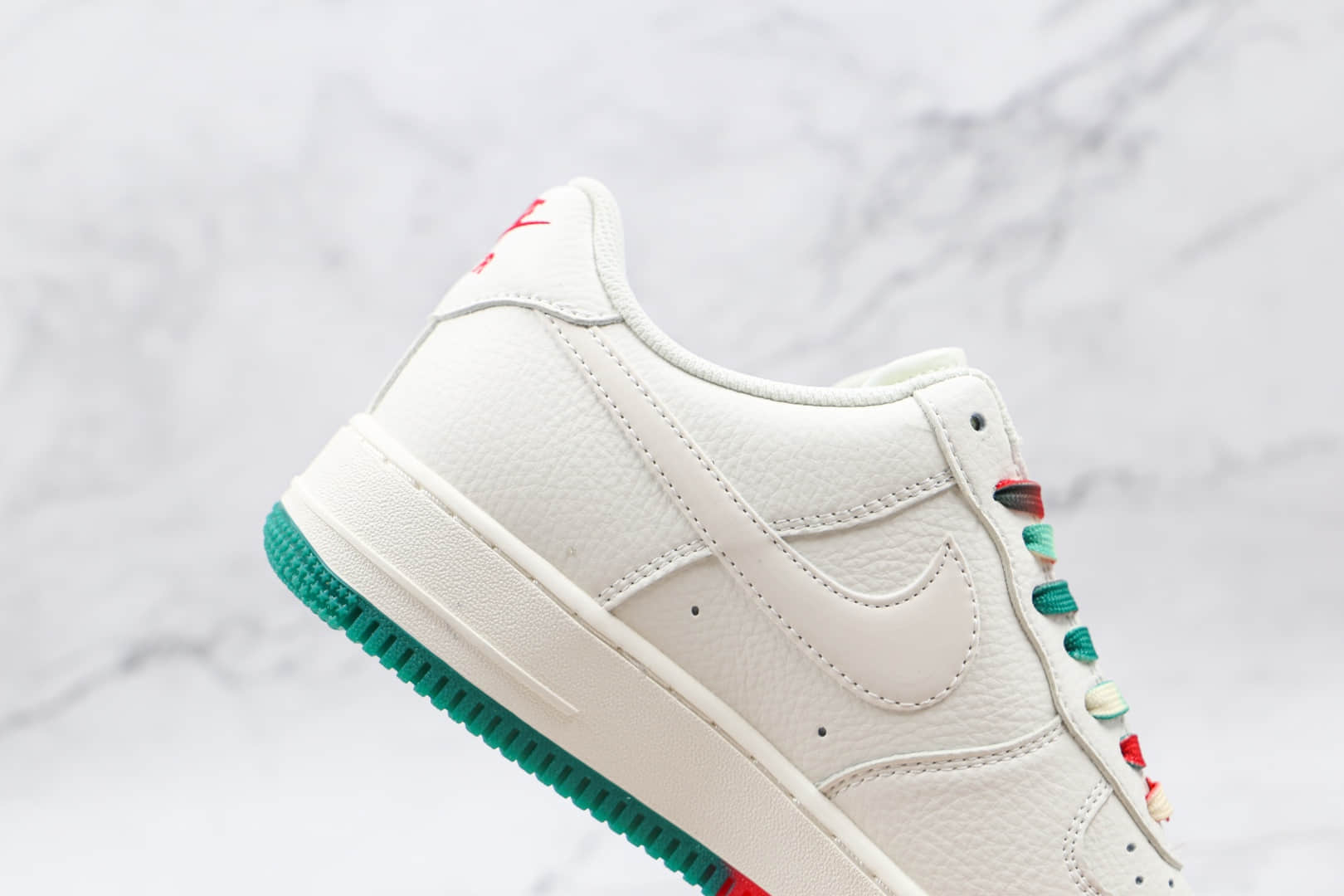 耐克Nike Air Force 1 Low '07纯原版本低帮空军一号白橙绿色双钩板鞋内置气垫 货号：BU6638-180