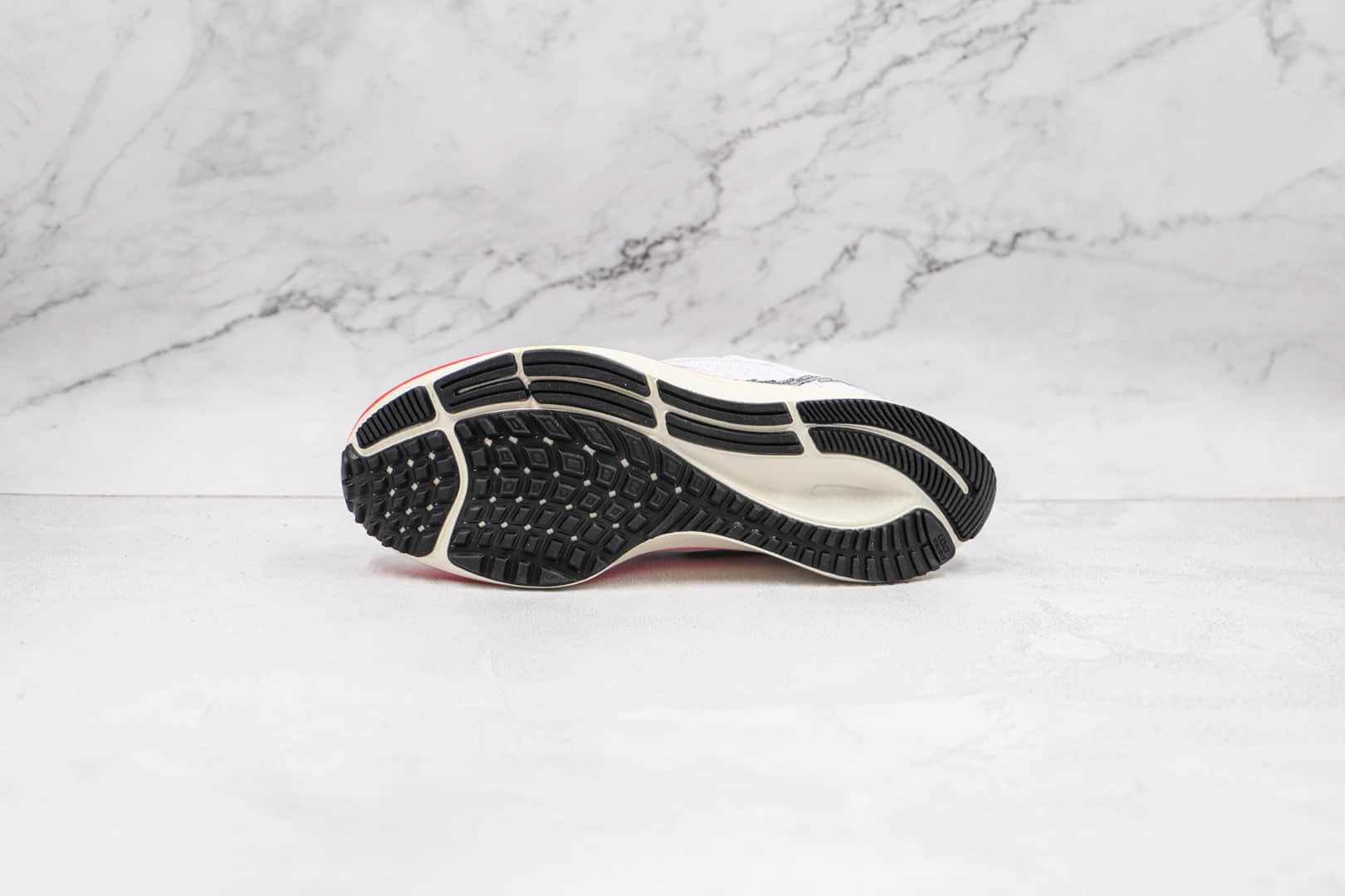 耐克Nike Air Zoom Pegasus 38纯原版本登月38代白粉色线条钩慢跑鞋原鞋开模 货号：DJ5397-100