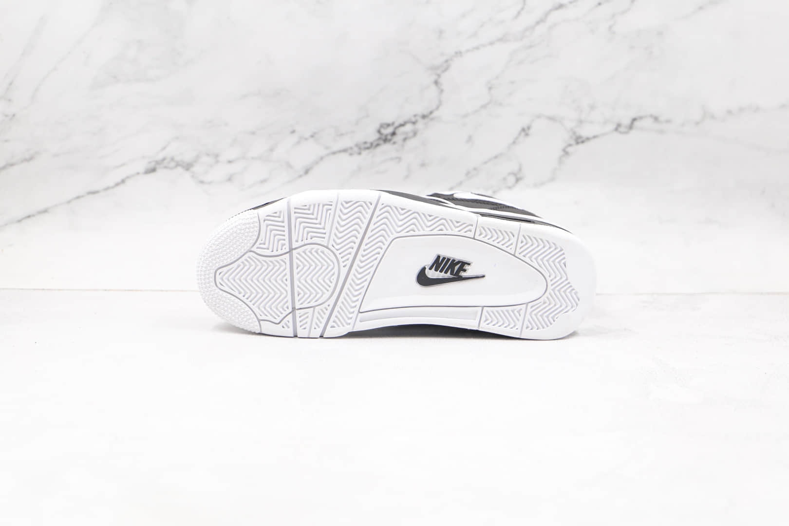 耐克Nike Air Flight 89纯原版本星际篮球鞋主题黑白色复古篮球鞋原楦头纸板打造 货号：CT1570-001