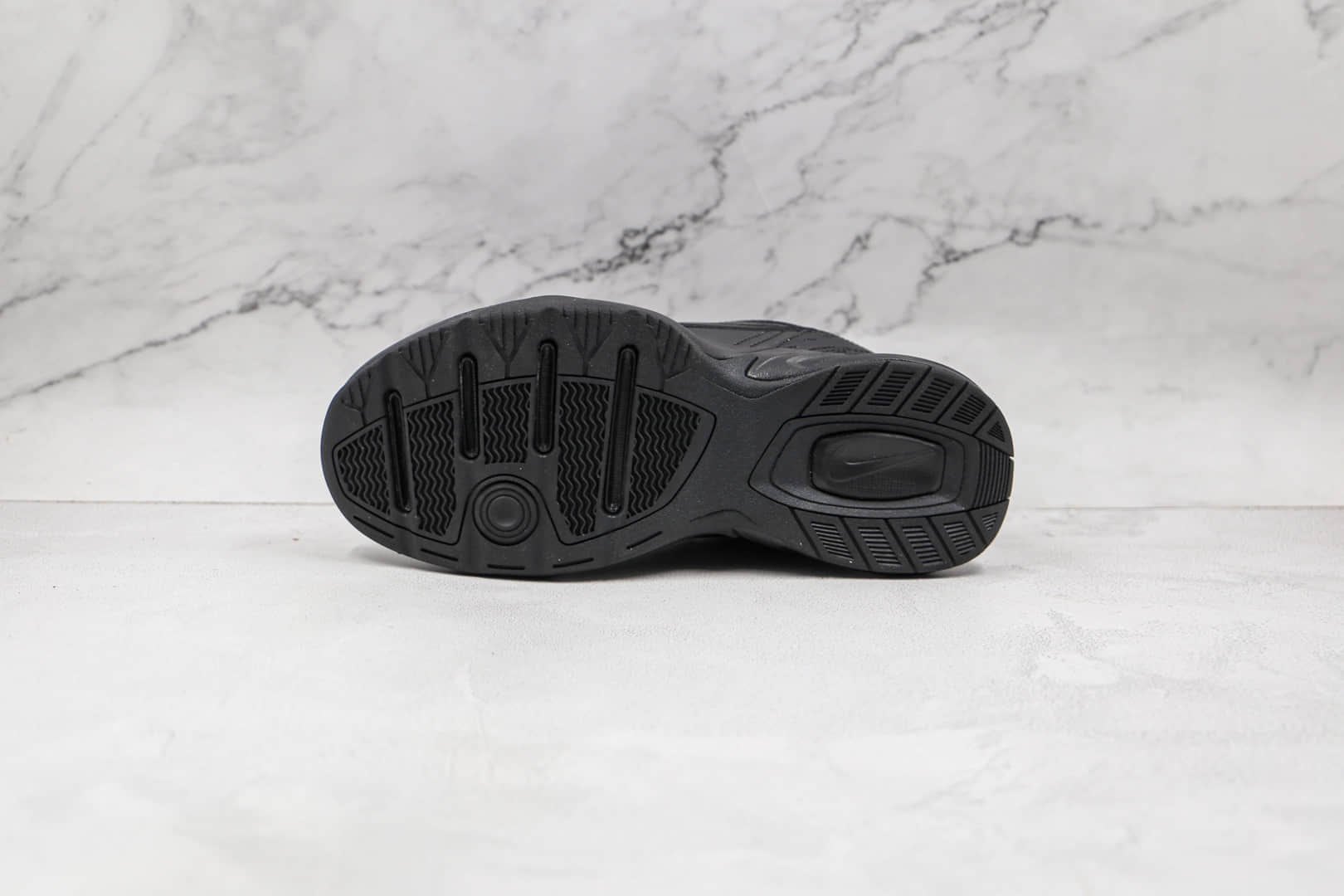 耐克Nike Air Monarch M2K纯原版本复古M2k纯黑色老爹鞋原盒原标 货号：415445-001
