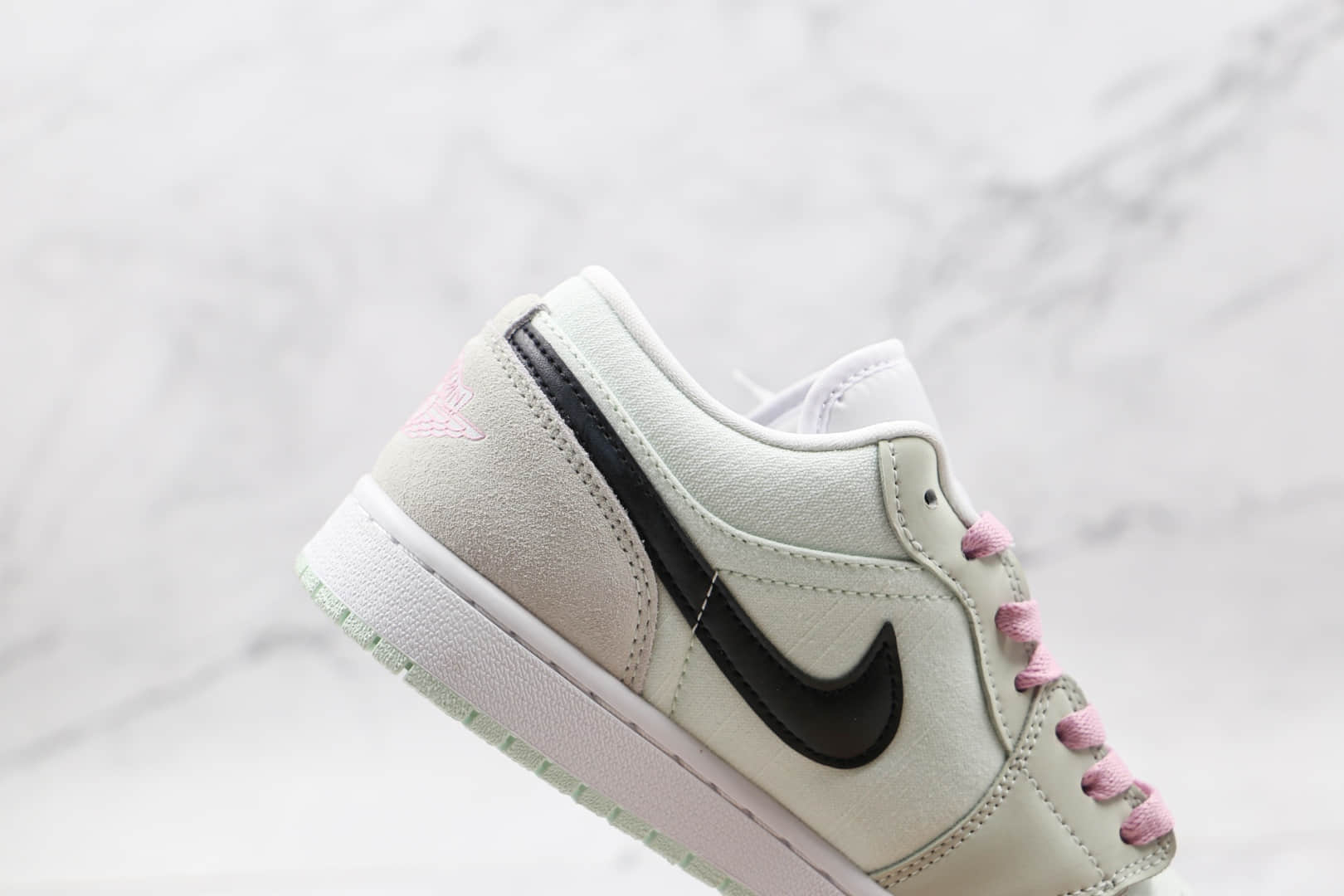 乔丹Air Jordan 1 Low纯原版本低帮AJ1蒂芙尼绿樱花粉板鞋原档案数据开发 货号：CZ0776-300