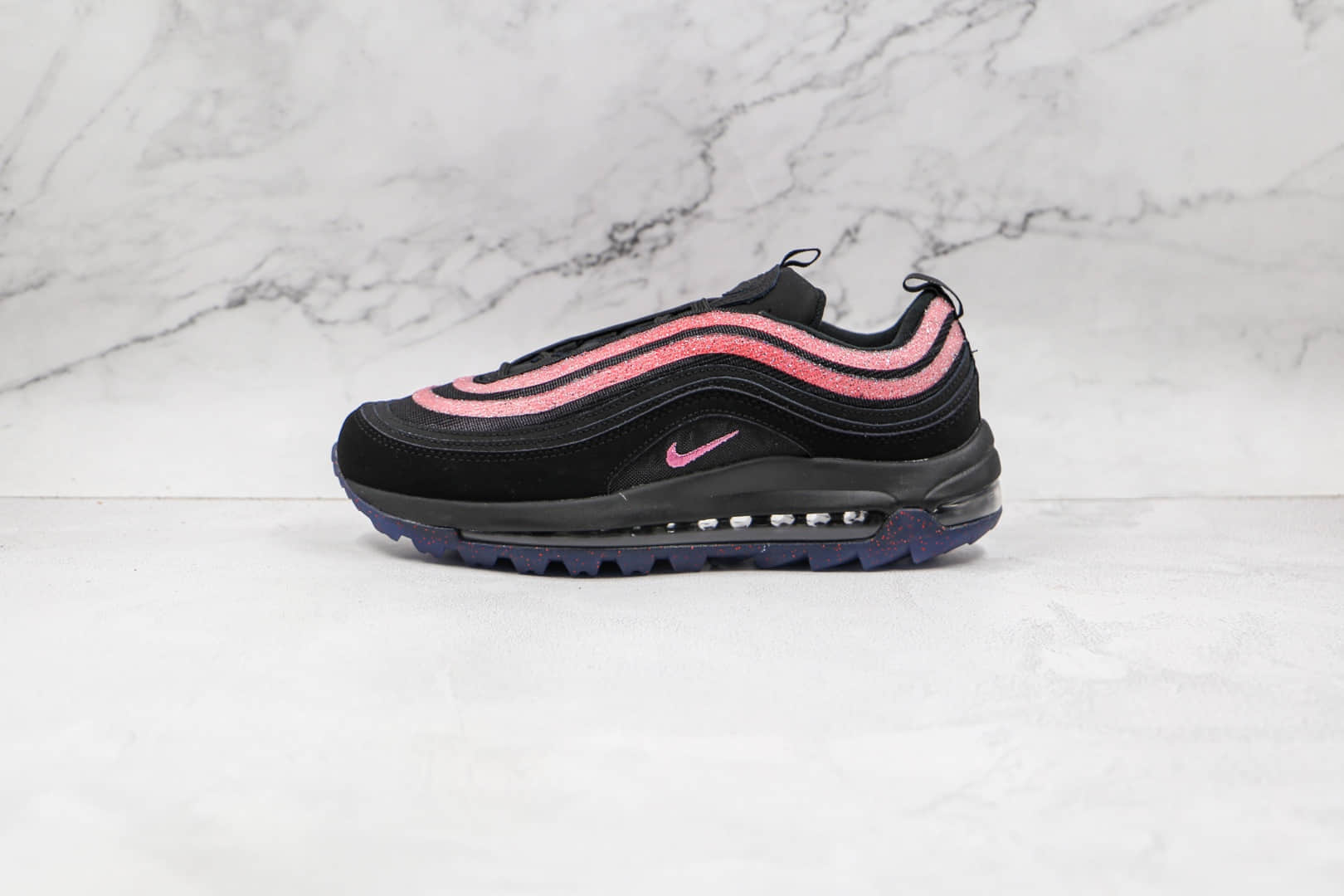 耐克Nike Golf Air Max 97纯原版本高尔夫子弹头Max97黑粉色气垫鞋原楦头纸板打造 货号：DB4698-001