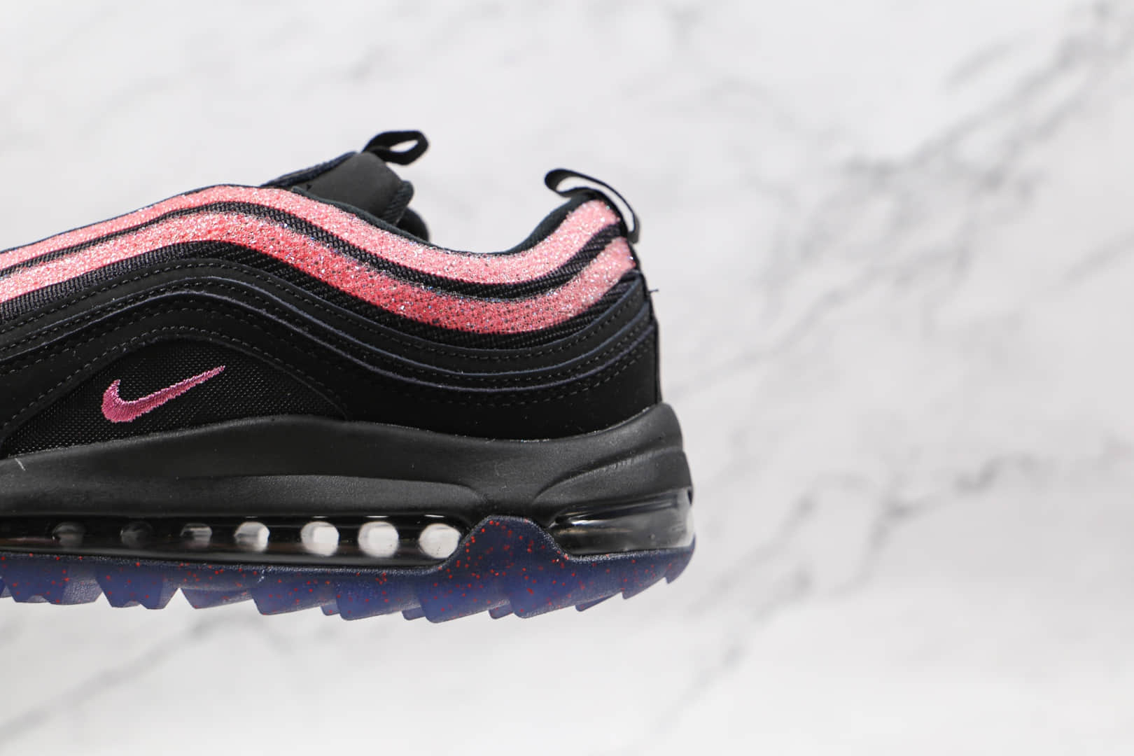 耐克Nike Golf Air Max 97纯原版本高尔夫子弹头Max97黑粉色气垫鞋原楦头纸板打造 货号：DB4698-001