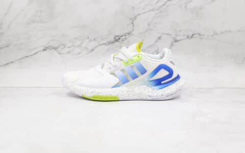 阿迪达斯Adidas Day Jogger 2021 Boost纯原版本夜行者二代网面白蓝绿色渐变色黑点爆米花跑鞋原盒原标 货号：GG4988