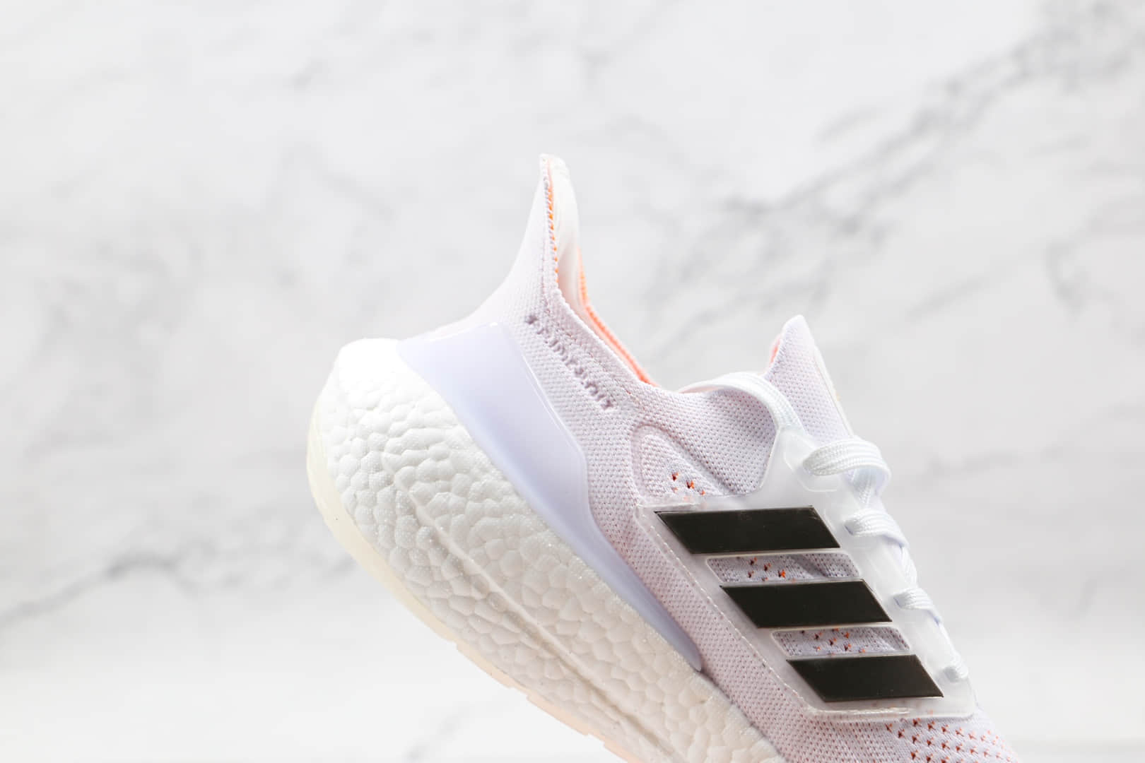 阿迪达斯Adidas ultra boost 2021纯原版本白桔黑色UB7.0爆米花跑鞋原楦头纸板打造 货号：S23840