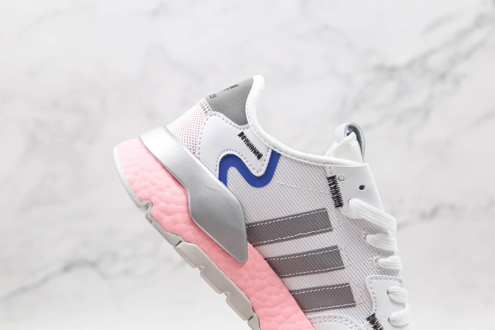阿迪达斯Adidas Nite Jogger 2019 Boost纯原版本夜行者一代白灰蓝粉色爆米花跑鞋原楦头纸板打造 货号：FY5748