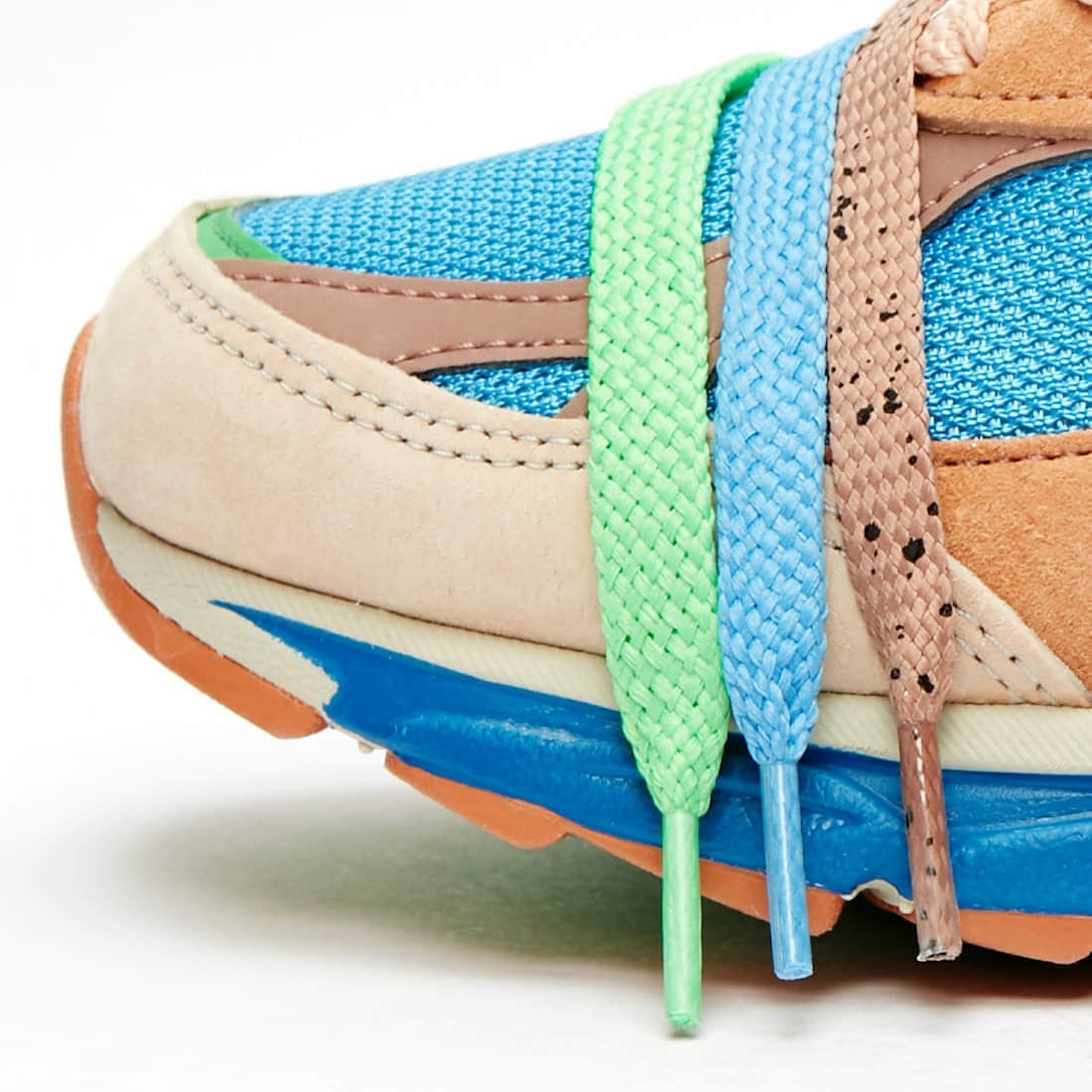 复古感拉满！全新Joe Freshgoods x New Balance 990V3明日发售！