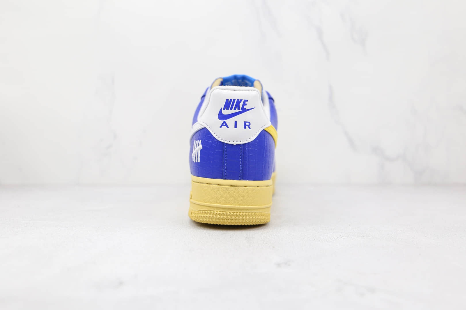 耐克Nike Air Force 1 Dunk vs AF-1 x Undefeated联名款纯原版本低帮空军一号蓝黄色板鞋内置气垫 货号：DM8462-400