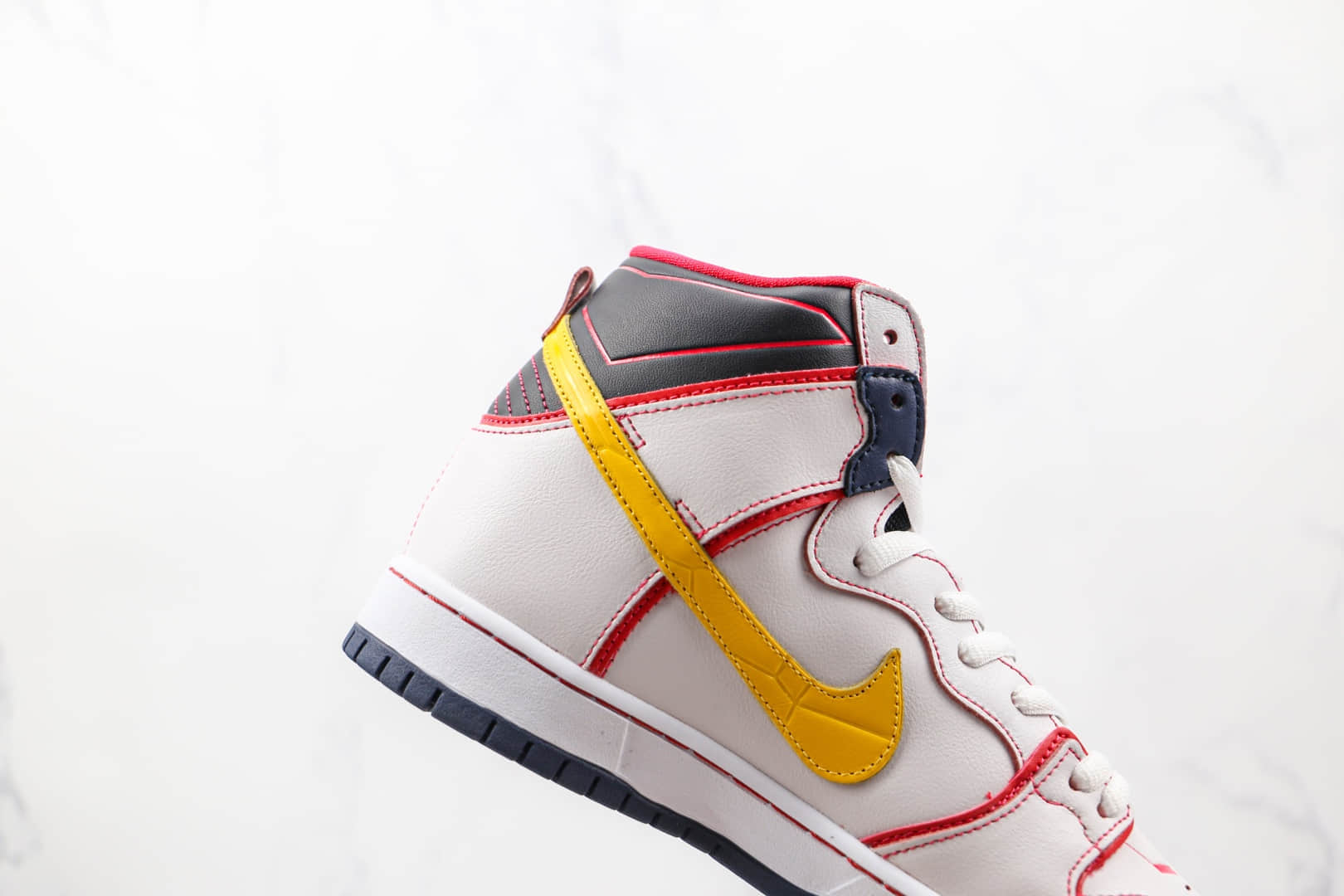 耐克Nike Dunk High Project Unicorn-RX-0 x Gundamx联名款纯原版本高帮SB DUNK白红色独角兽换钩板鞋原档案数据开发 货号：DH7717-100