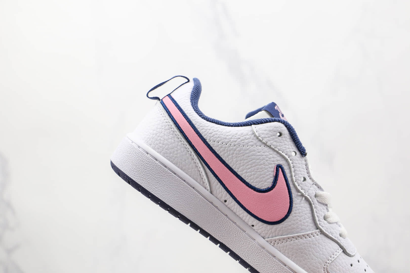 耐克Nike Court Borough Low 2纯原版本低帮白粉色蓝边板鞋原档案数据开发 货号：DB3090-100