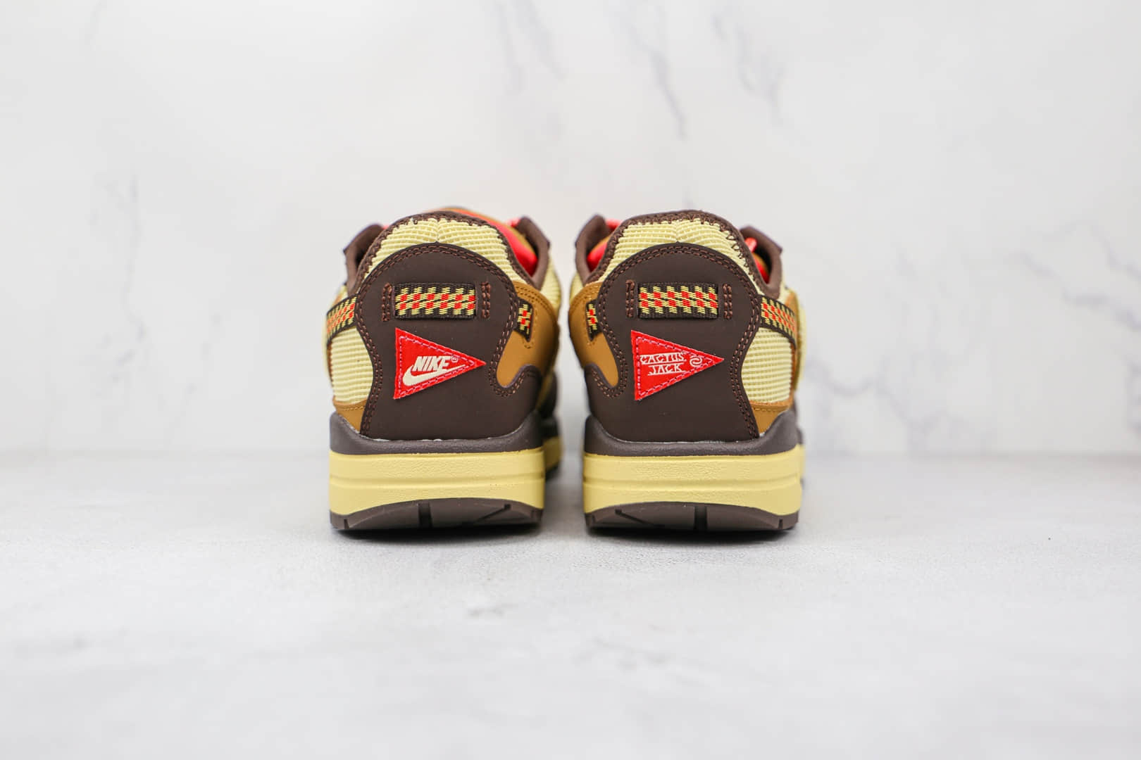 耐克Nike Air Max 1 Cactus Jack x Travis Scott联名款纯原版本倒勾米褐色气垫鞋原档案数据开发 货号：DO9392-200