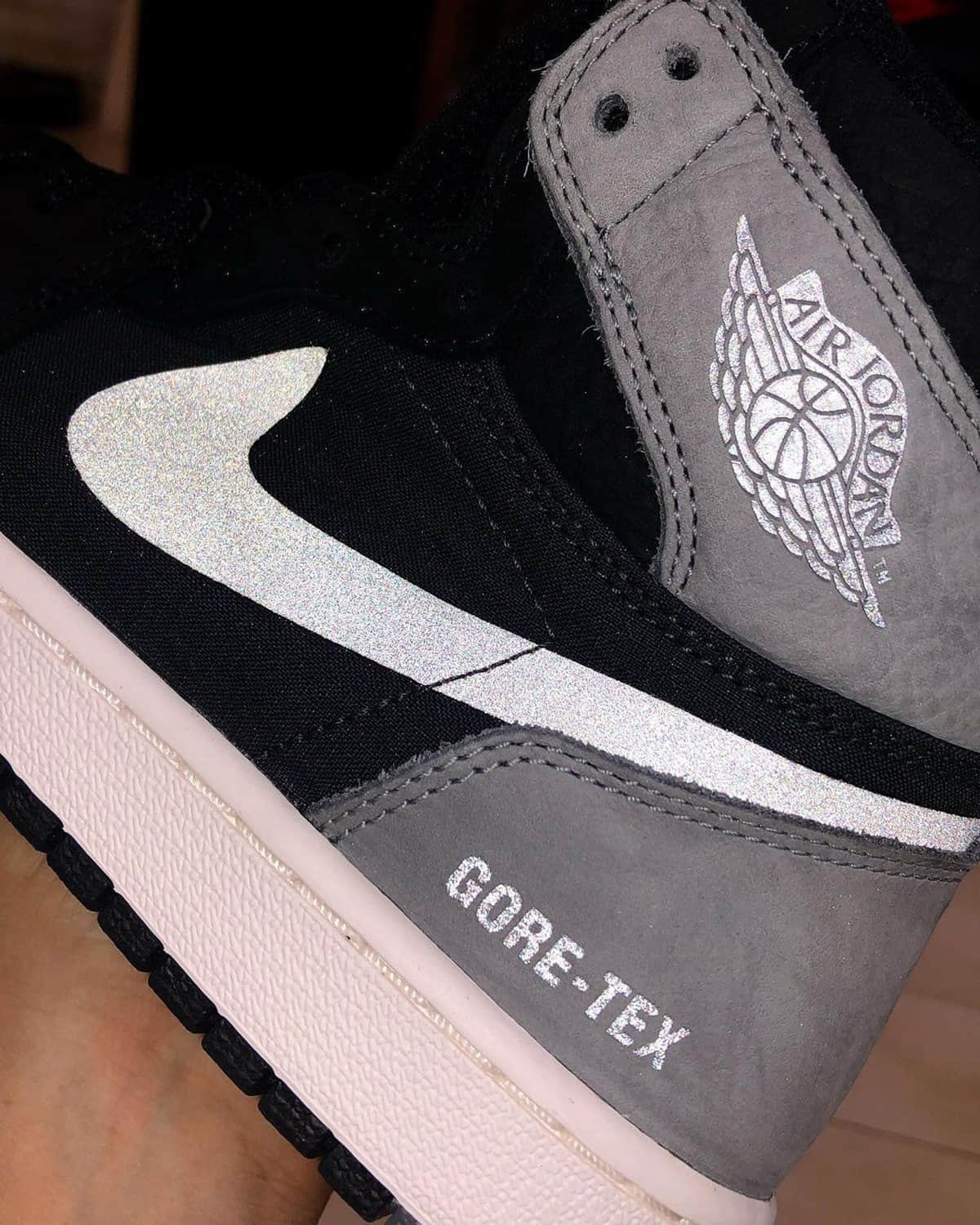 雨鞋AJ1“Gore-Tex”释出实物！细节满满！主要是下雨也能穿！ 货号：DB2889-001